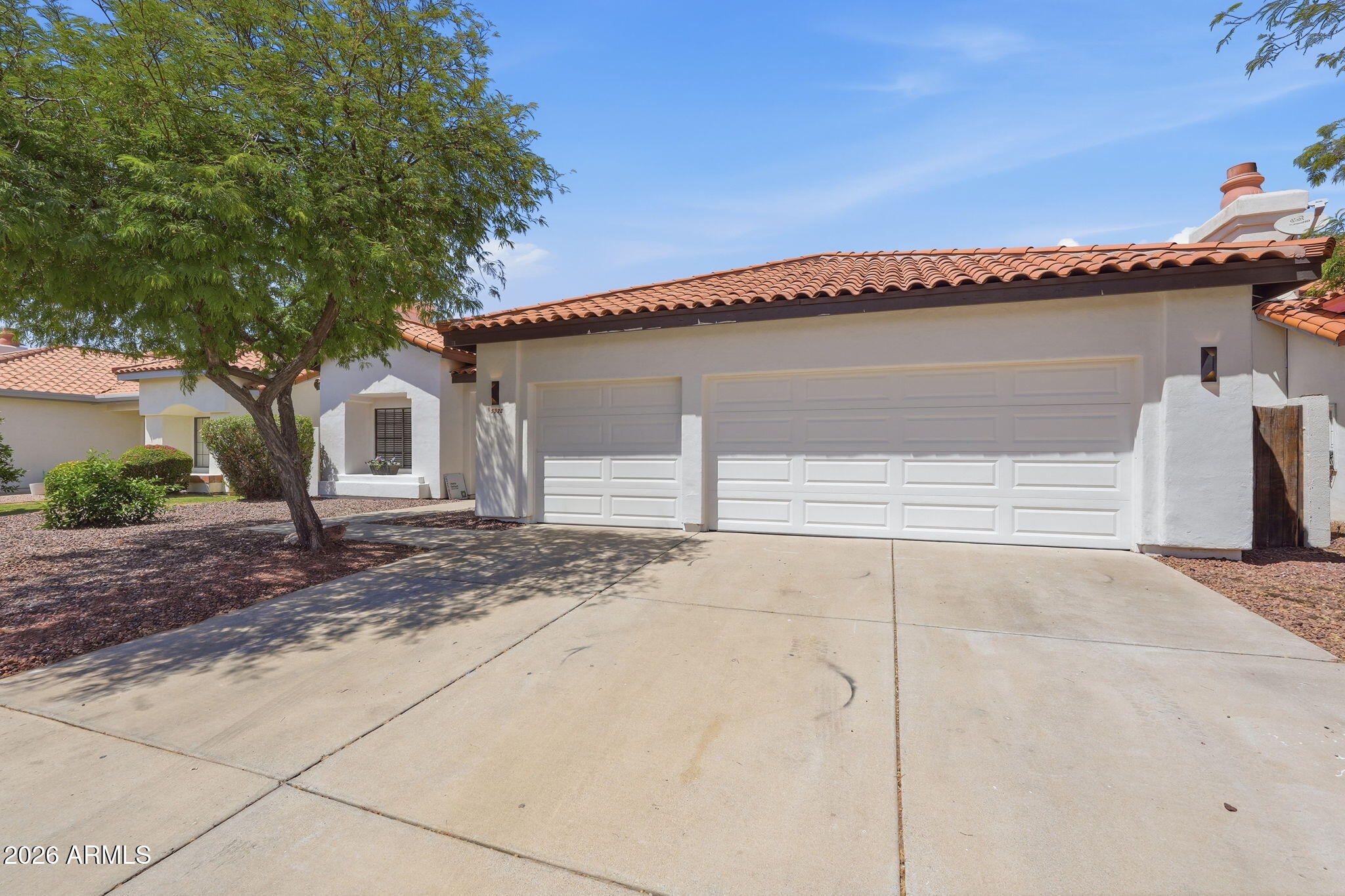 5322 W WETHERSFIELD Drive
