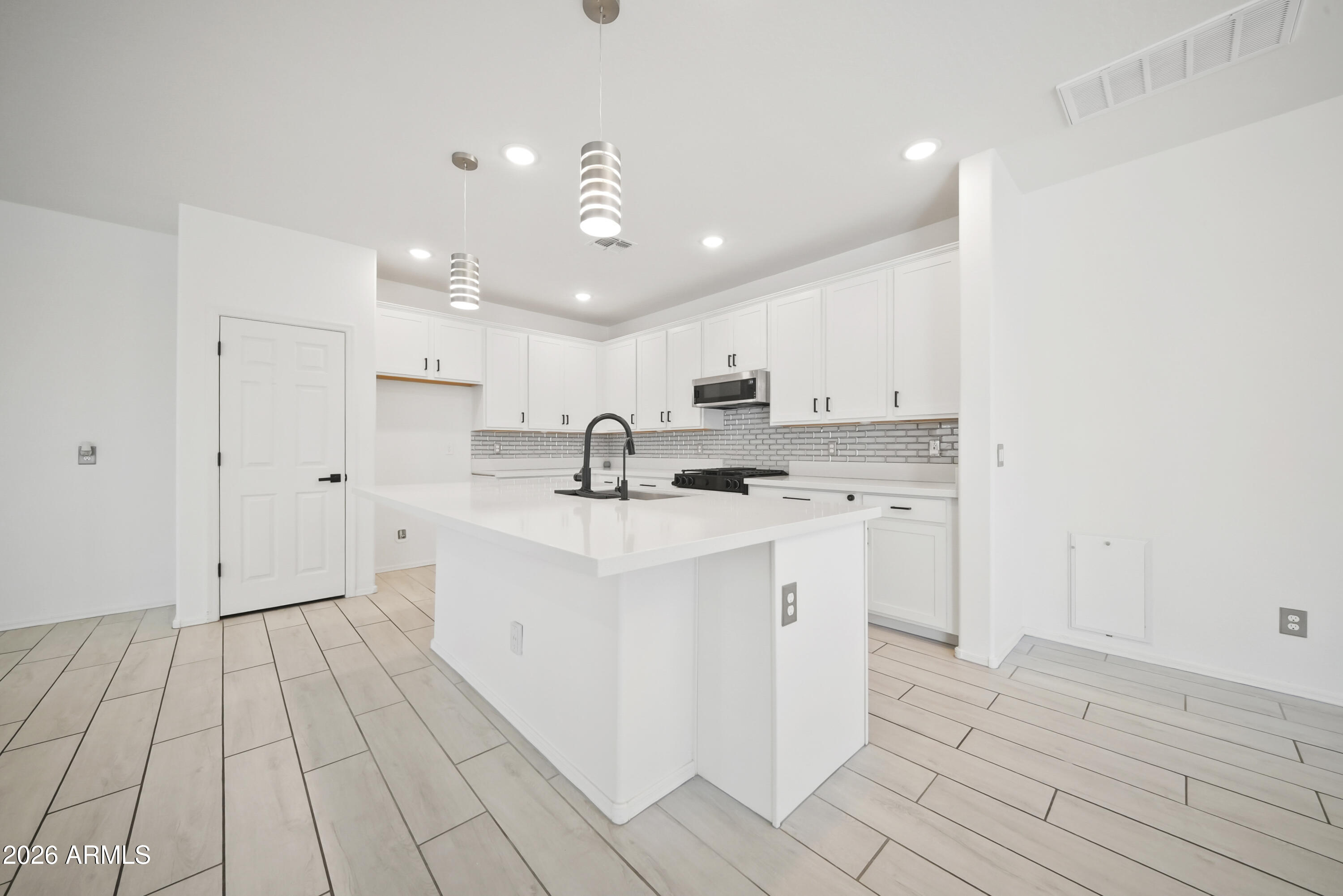 8853 W FLEETWOOD Lane