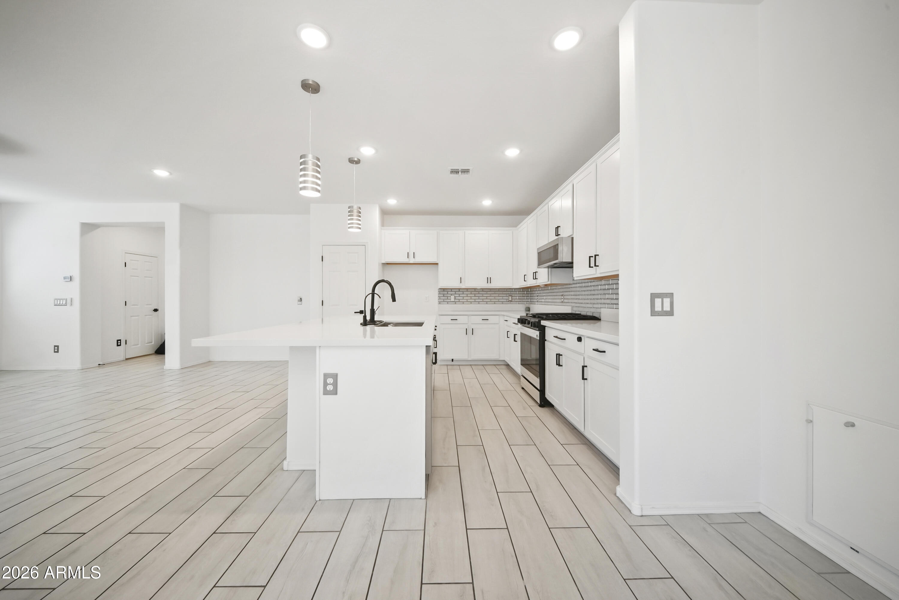 8853 W FLEETWOOD Lane