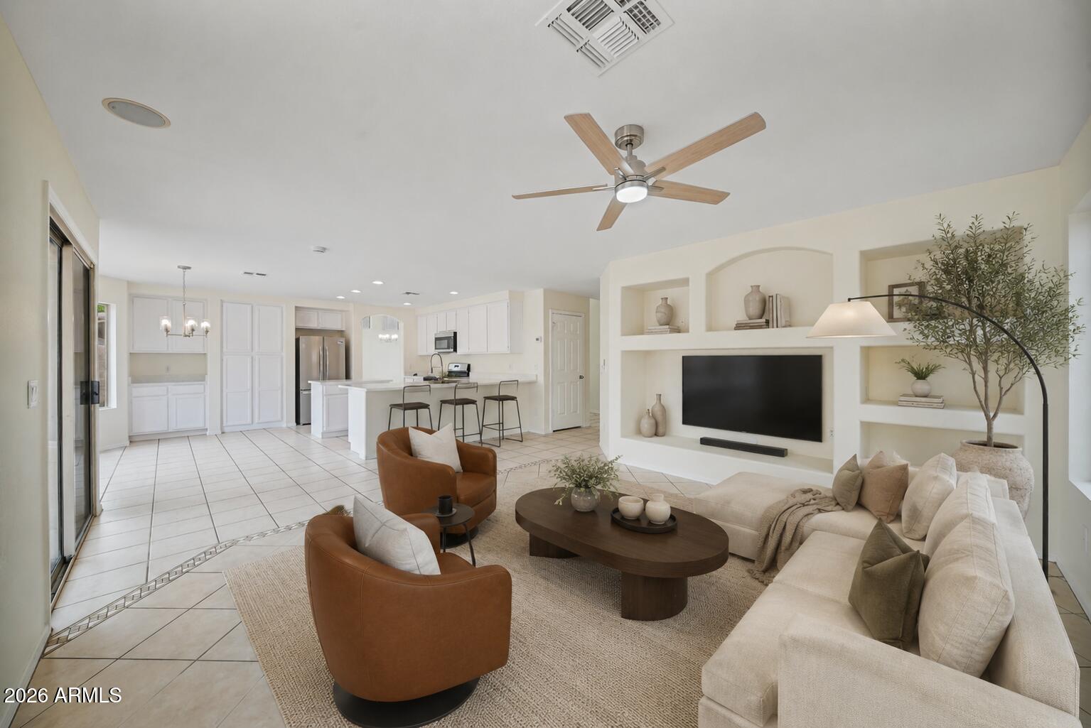7456 W POTTER Drive
