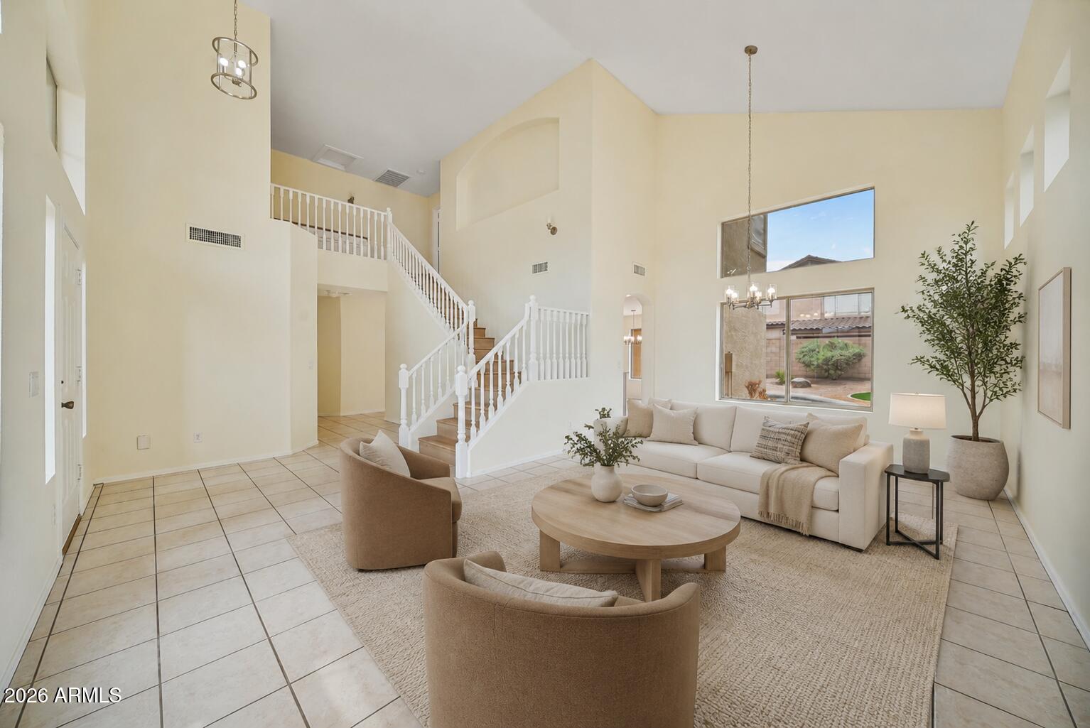 7456 W POTTER Drive
