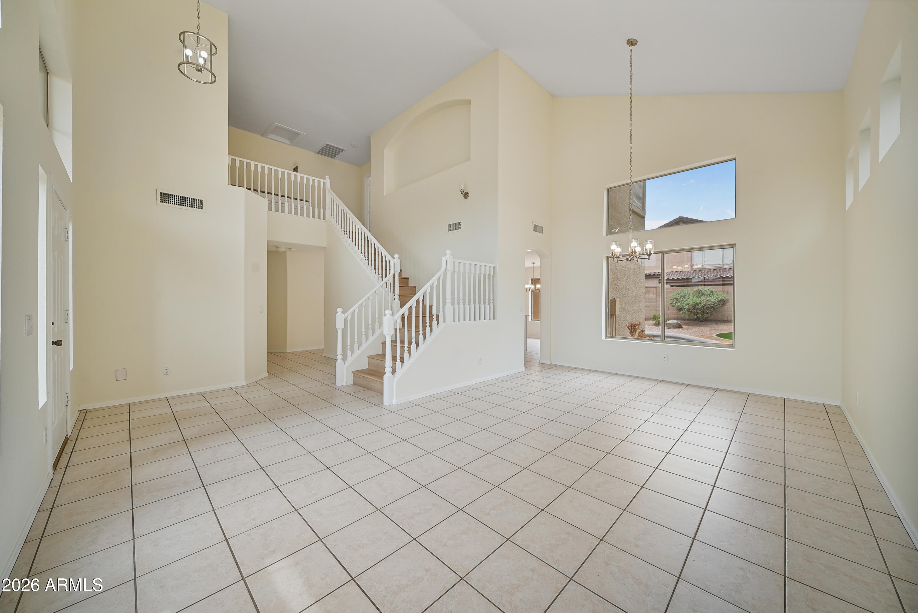 7456 W POTTER Drive