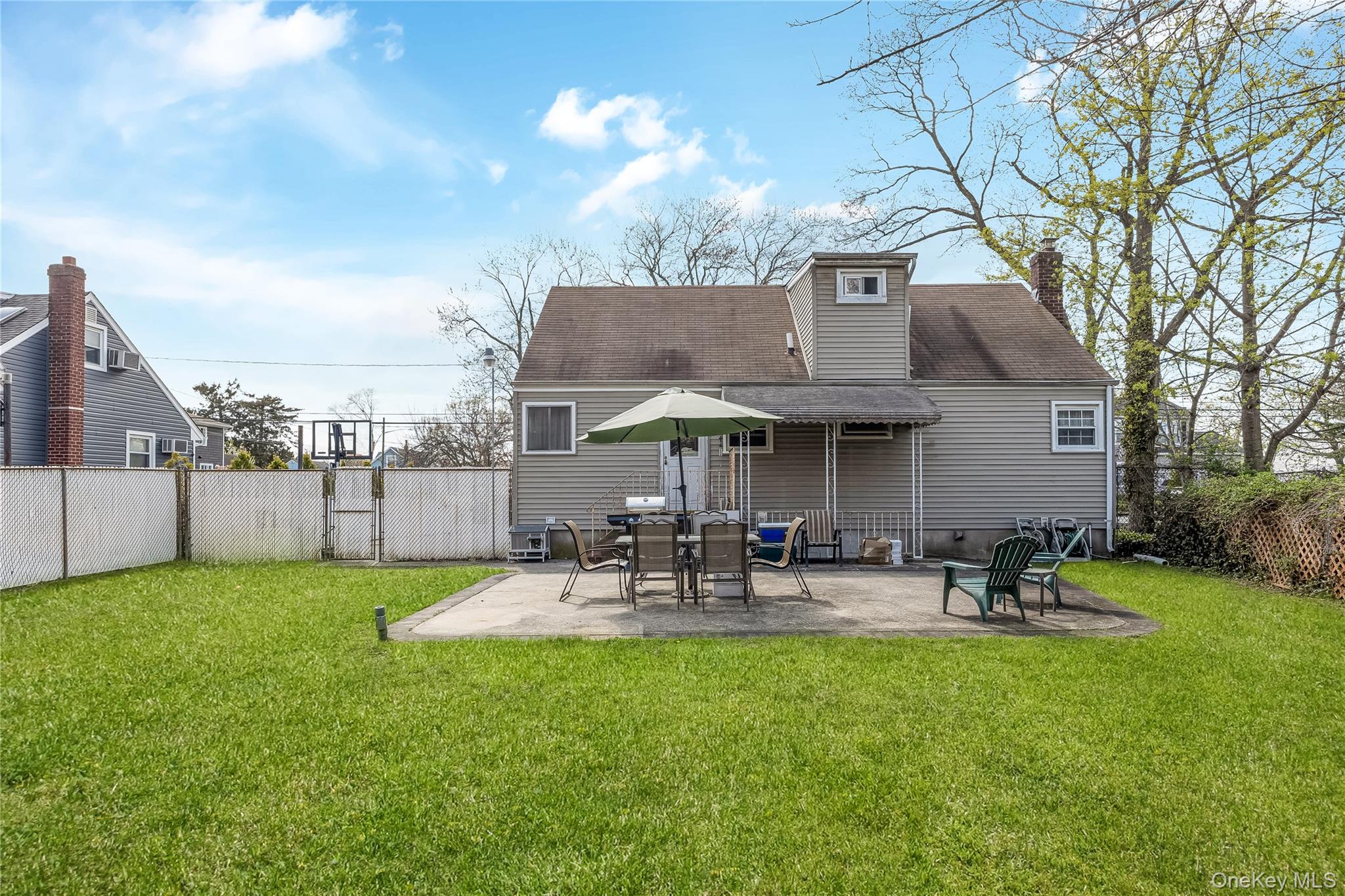 384 S 11th Street