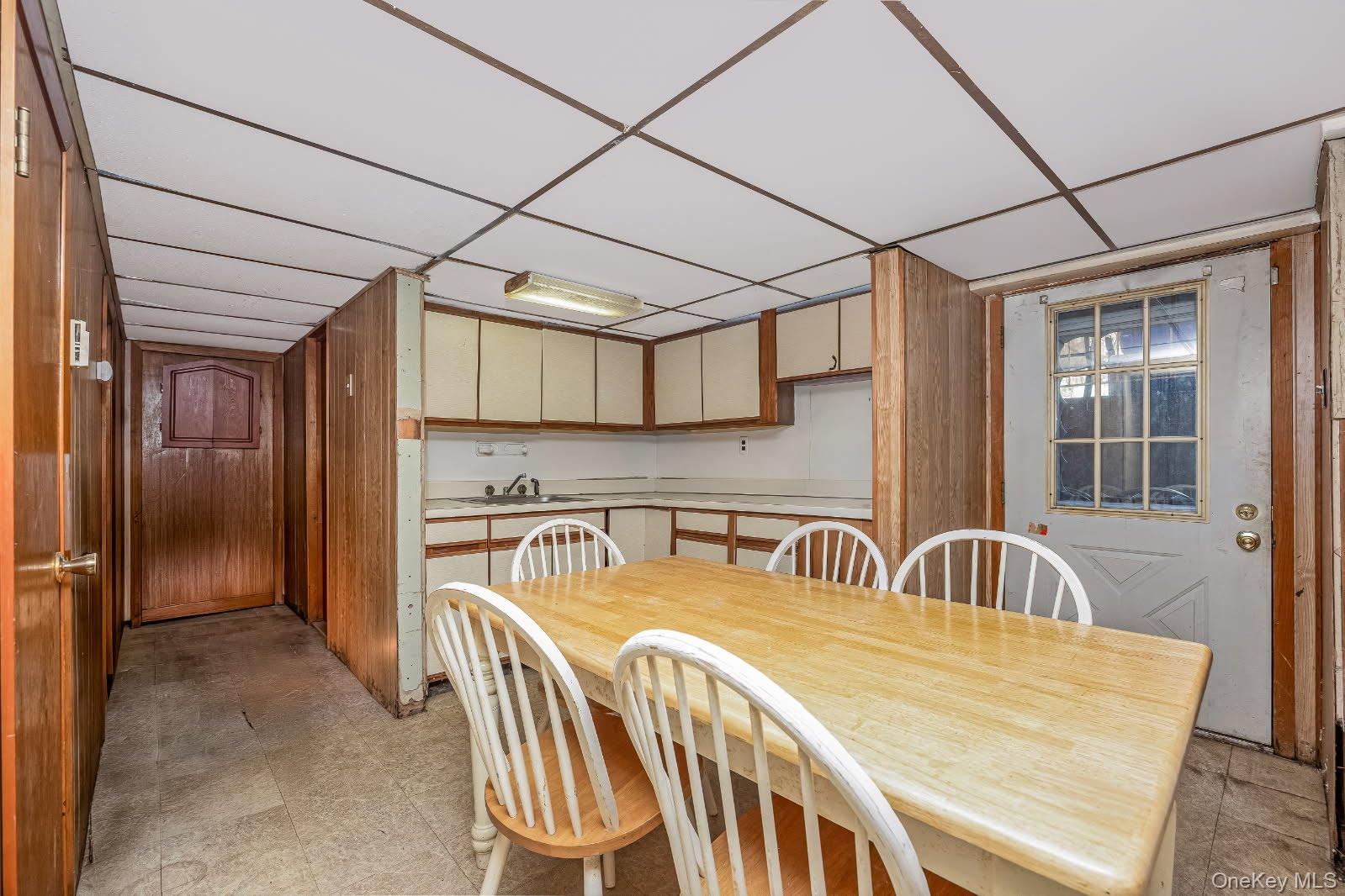 384 S 11th Street