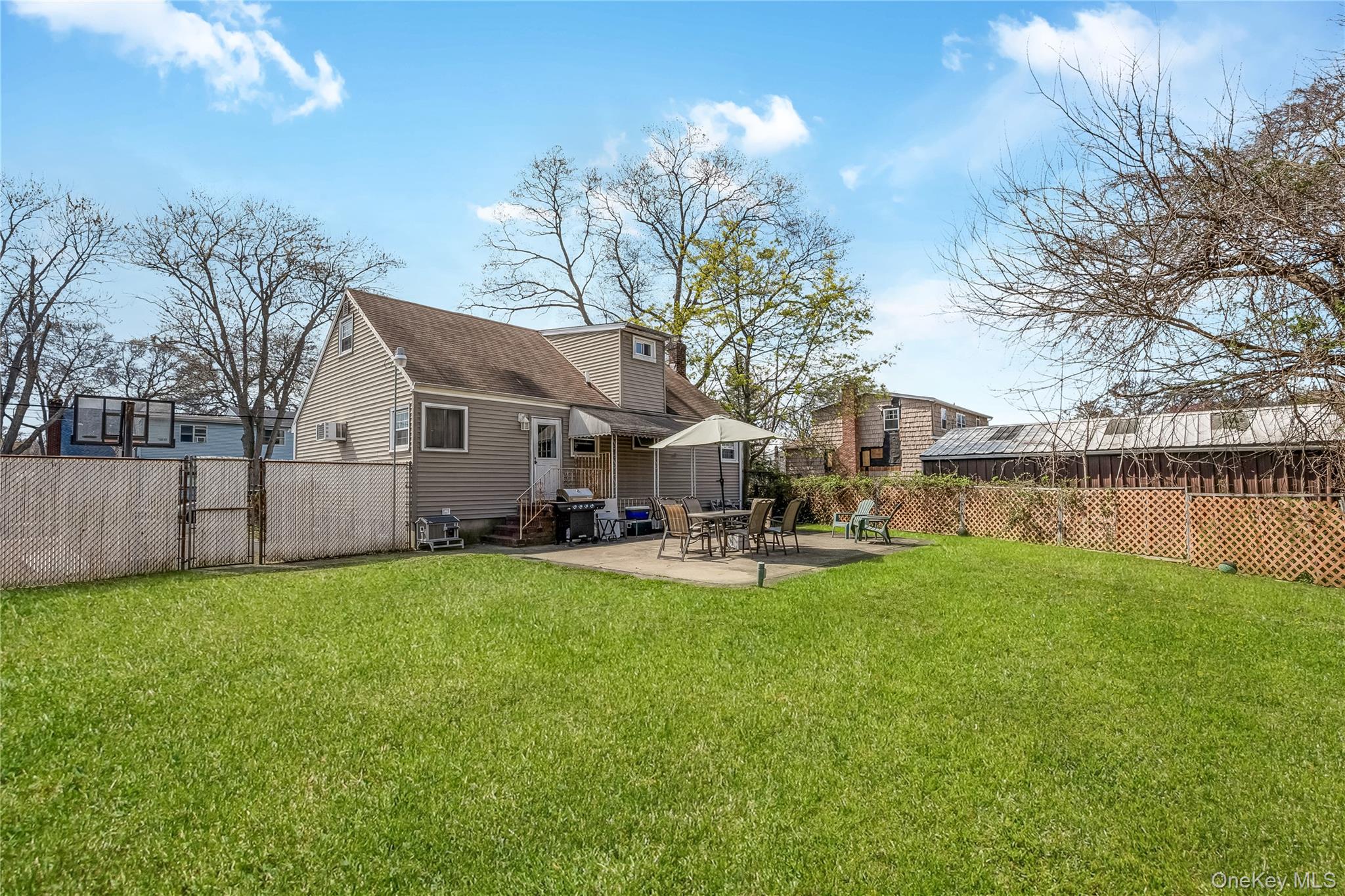 384 S 11th Street