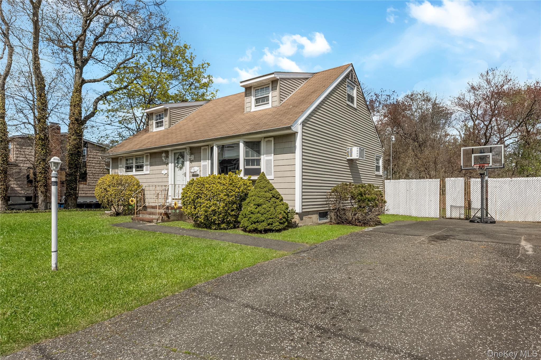 384 S 11th Street