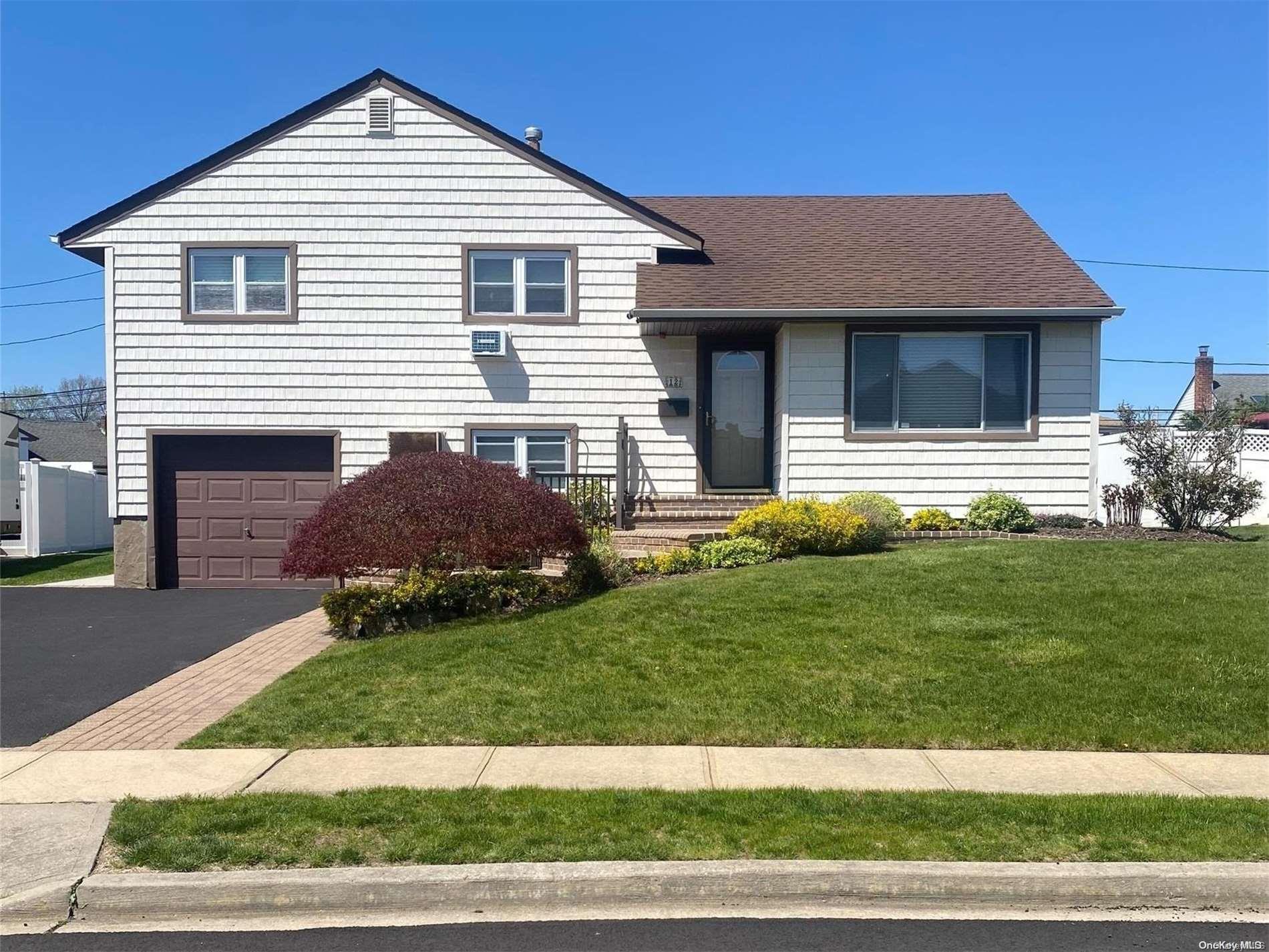 12 Pembroke Drive