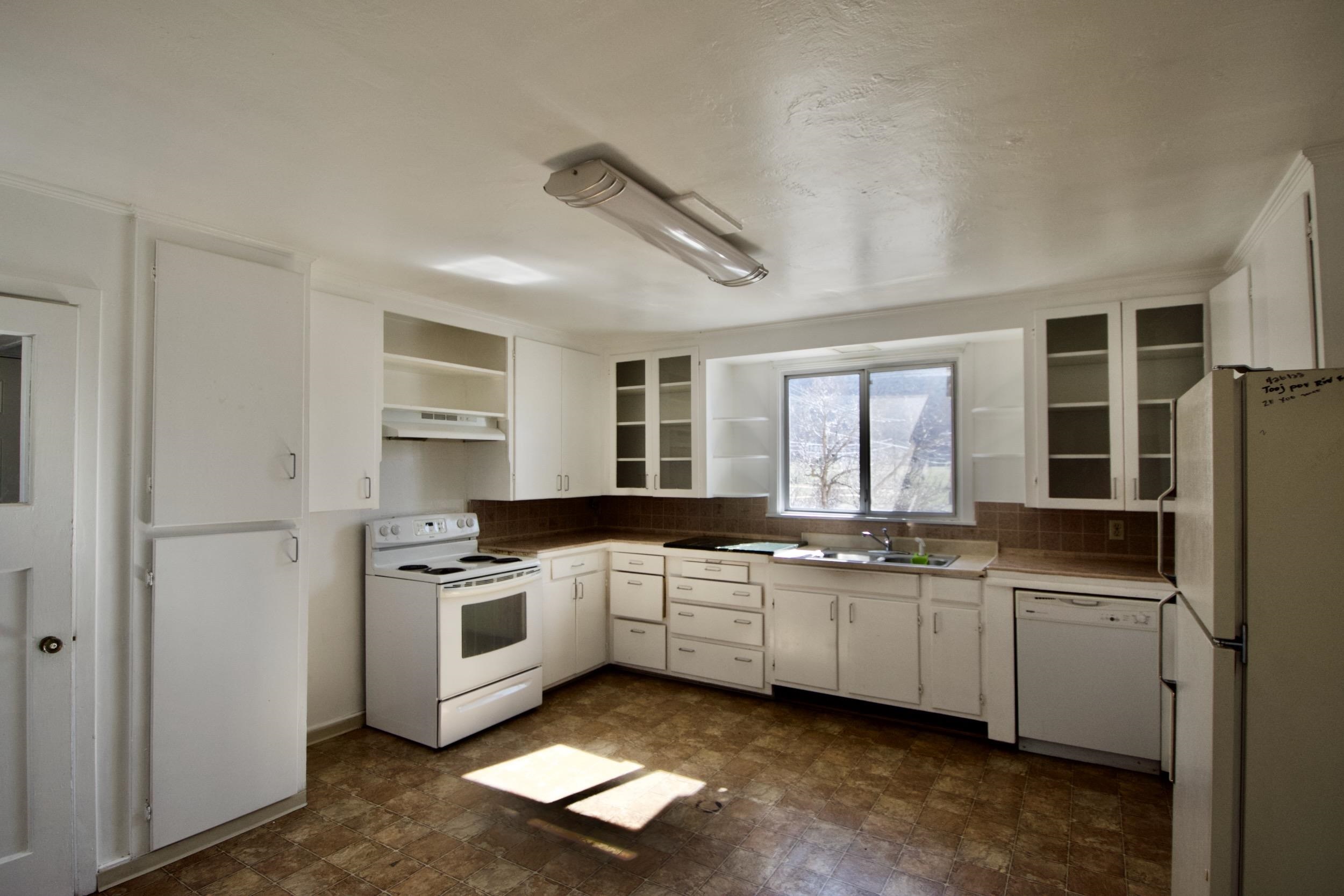 300 Herzog Boulevard