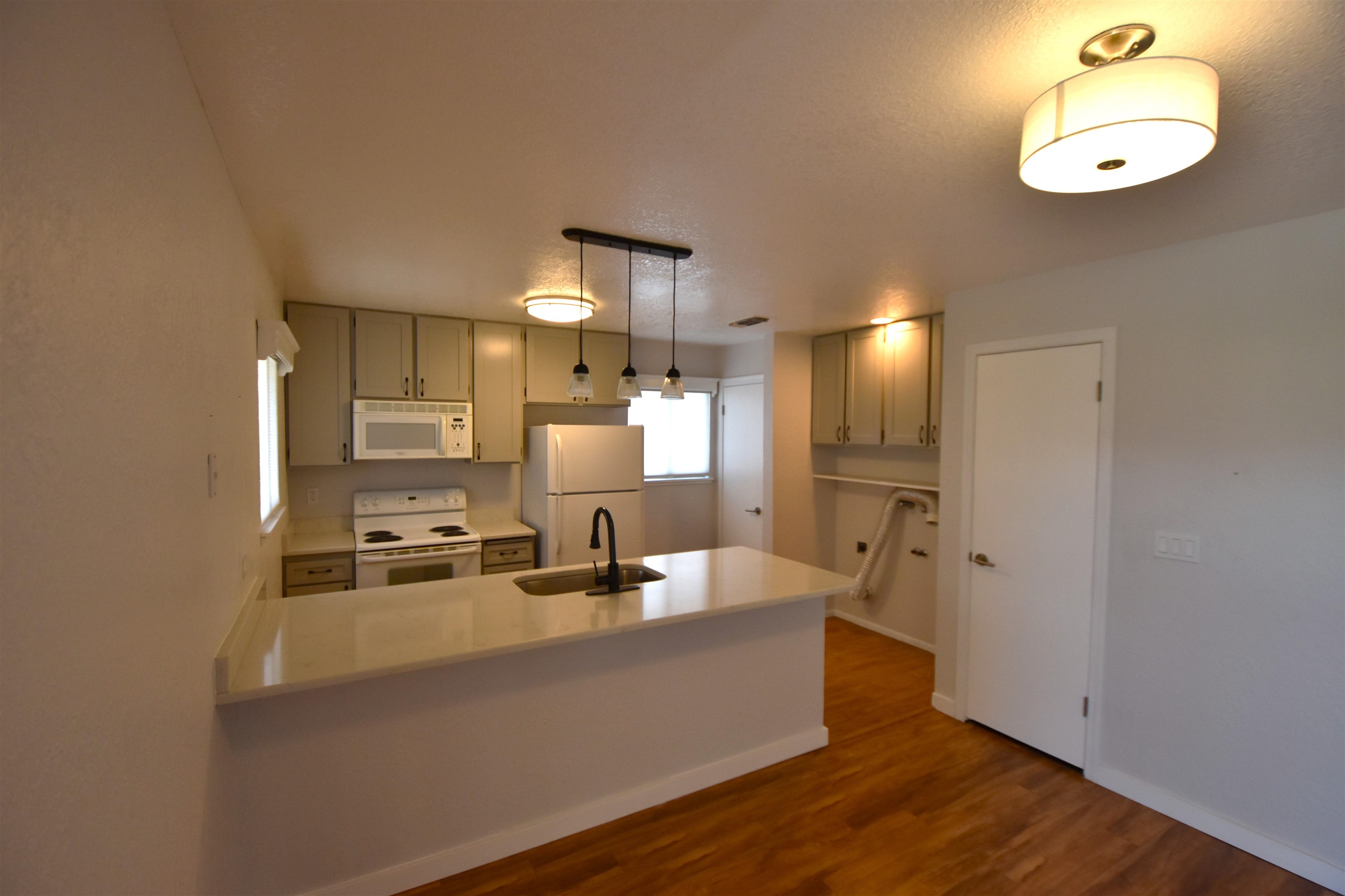 801 Sierra Vista Way #16