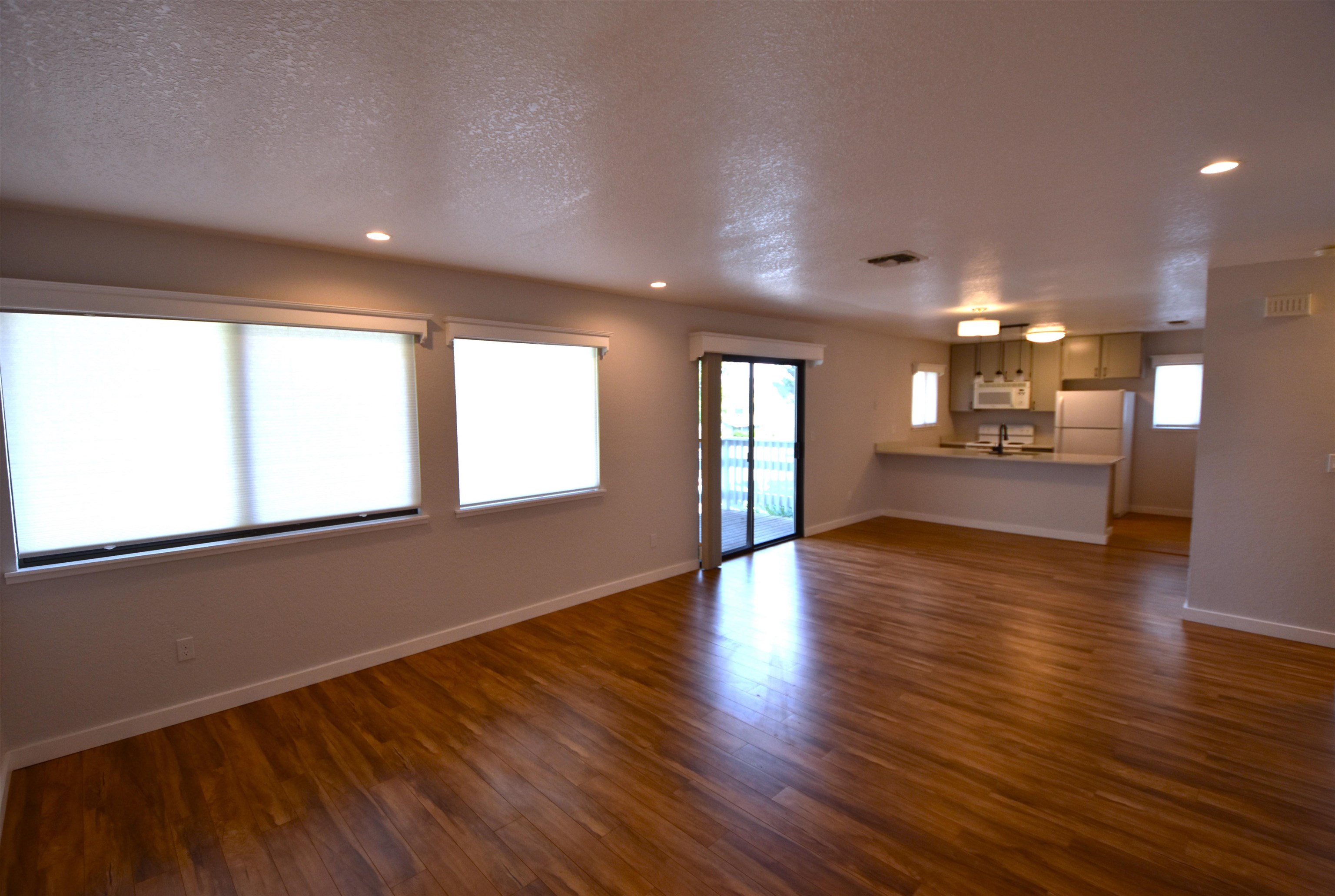 801 Sierra Vista Way #16