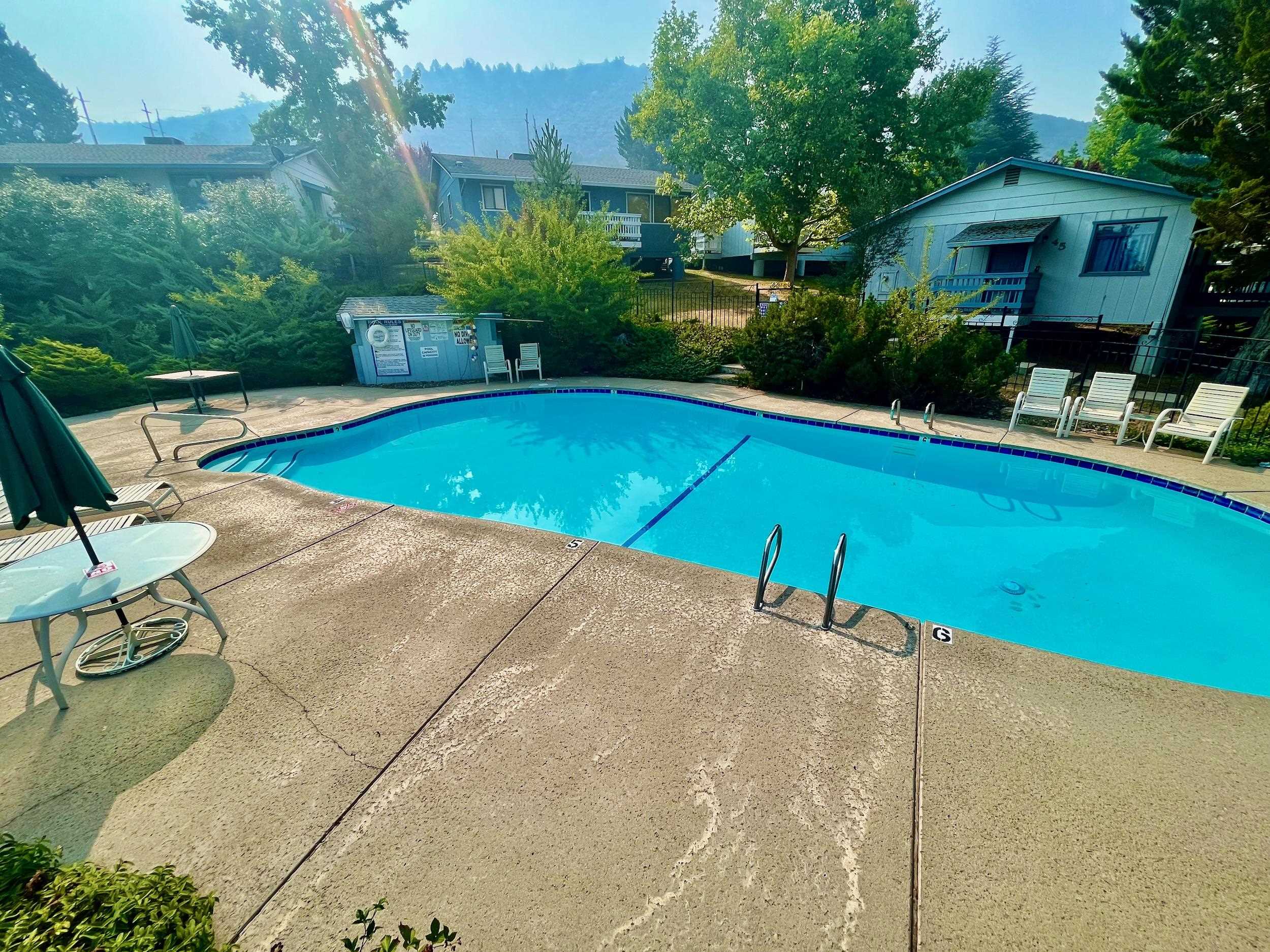 801 Sierra Vista Way #16