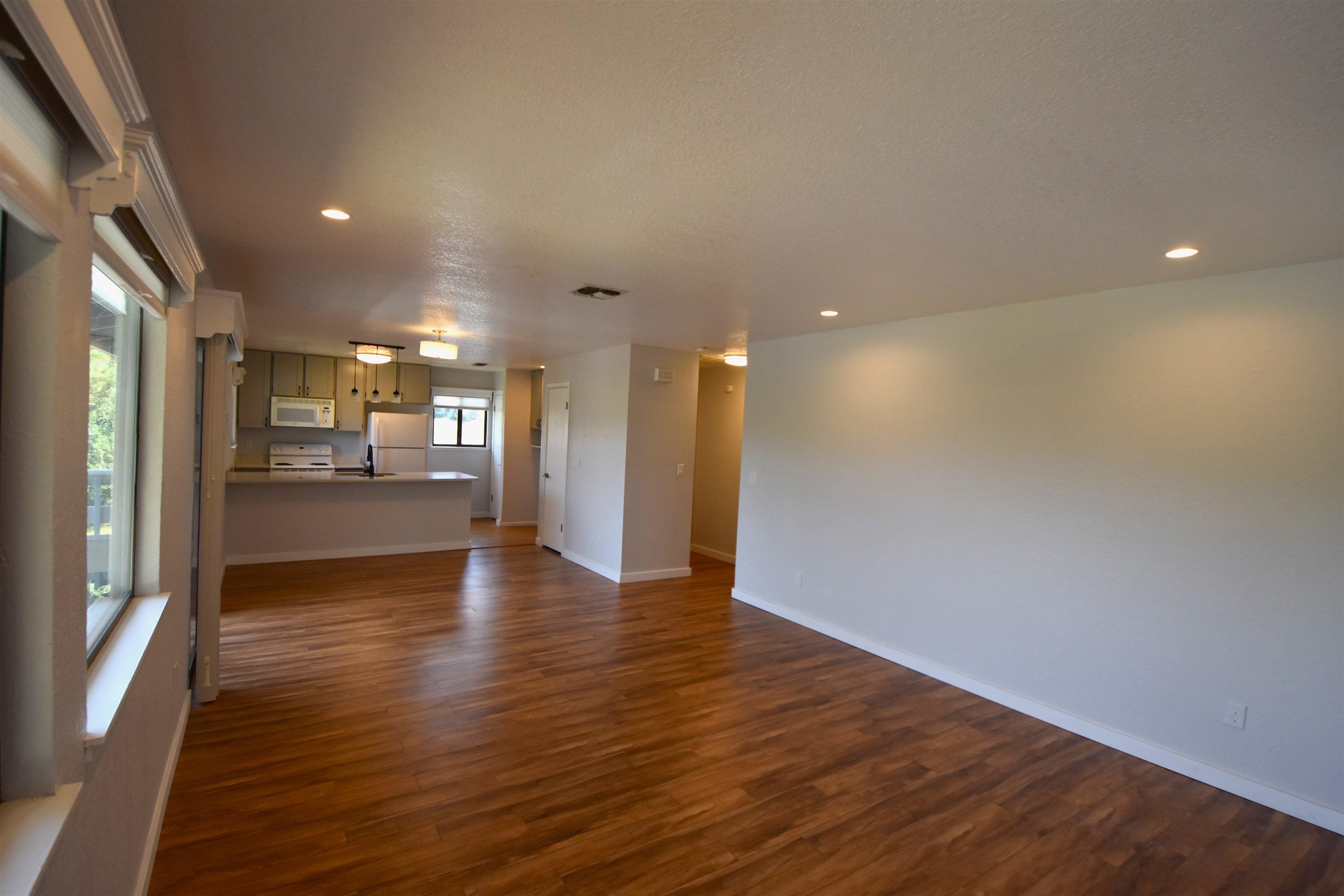 801 Sierra Vista Way #16