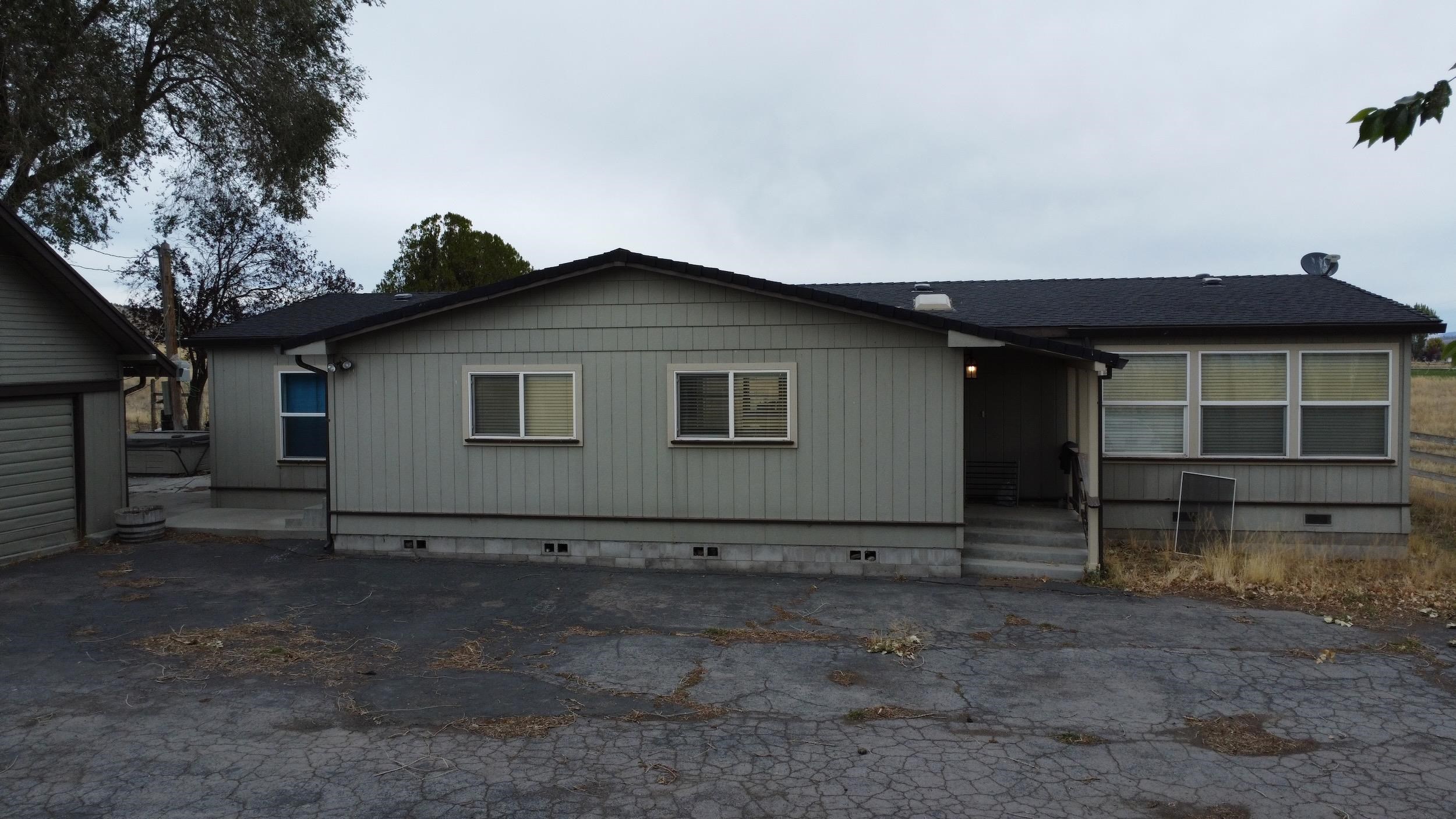 8331 Siskiyou Boulevard