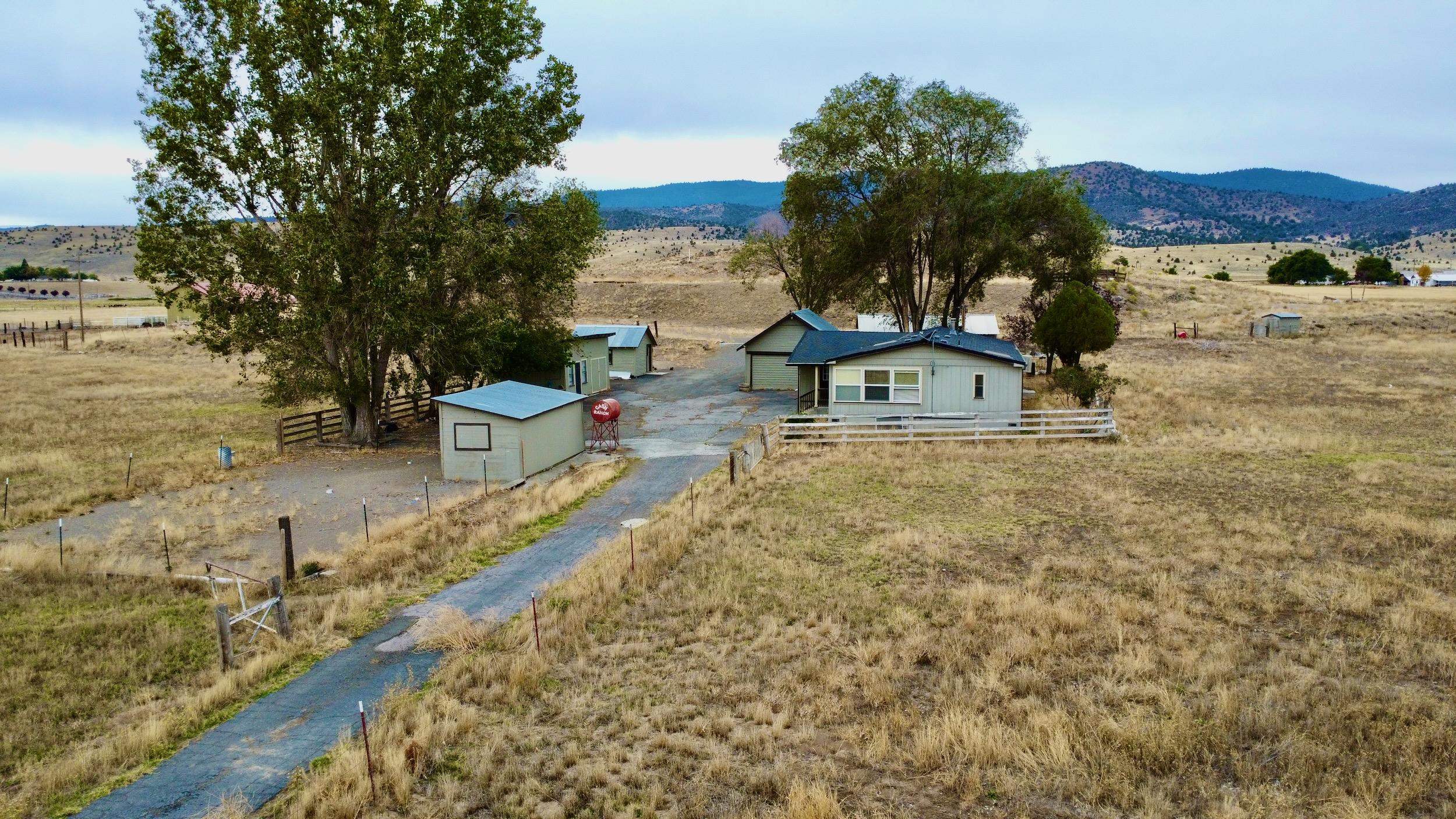 8331 Siskiyou Boulevard