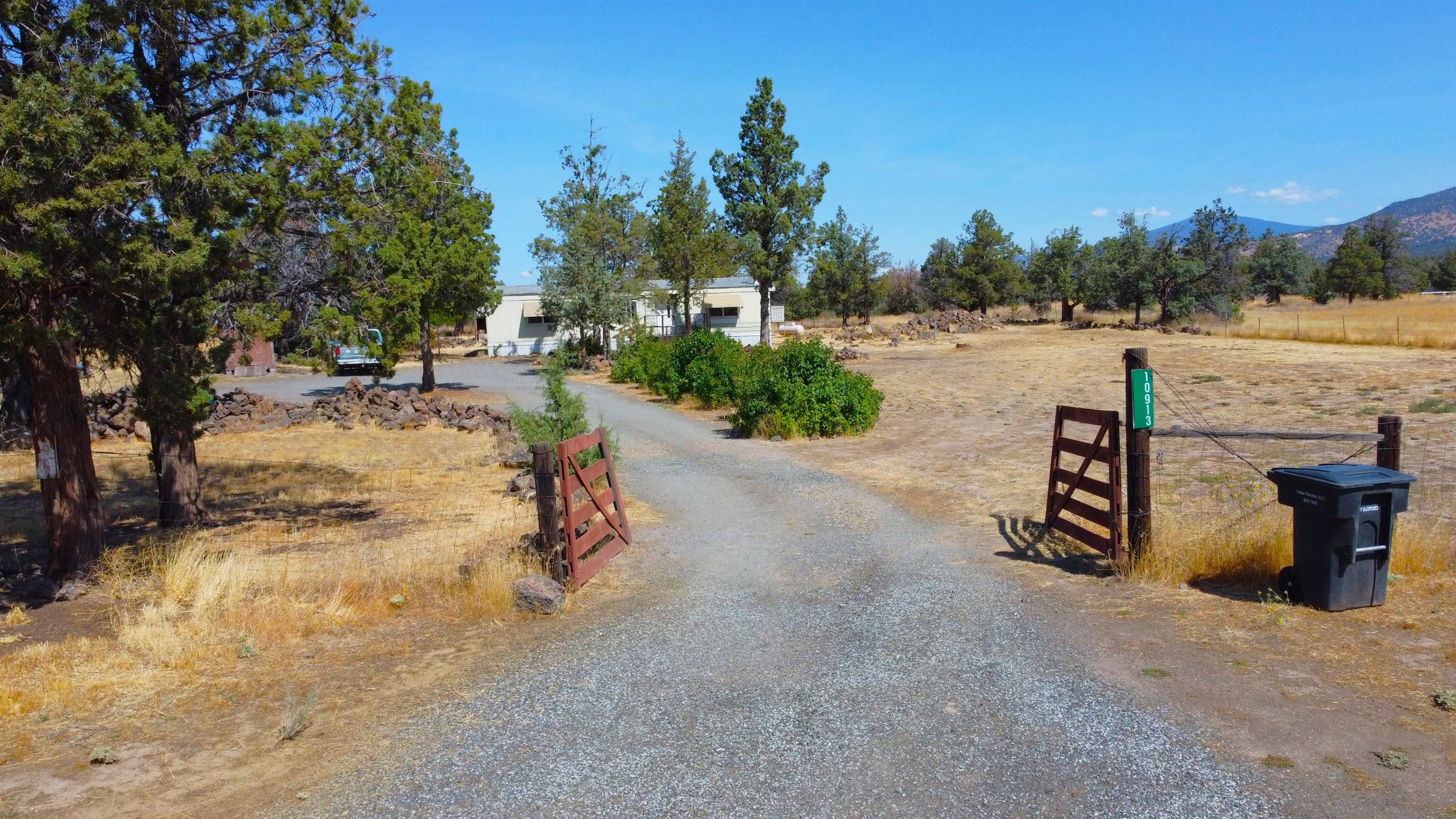 10913 Apache Rd