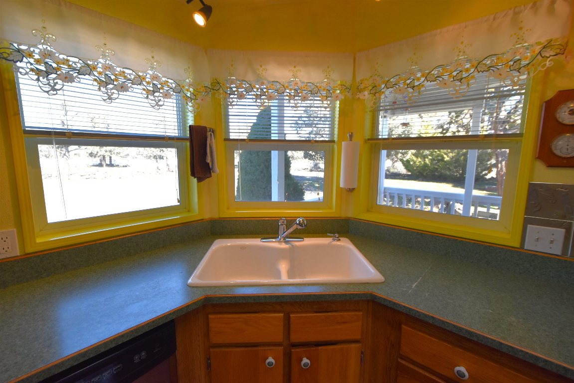 10908 Apache Road