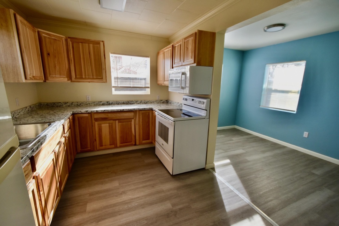261 N 14th St