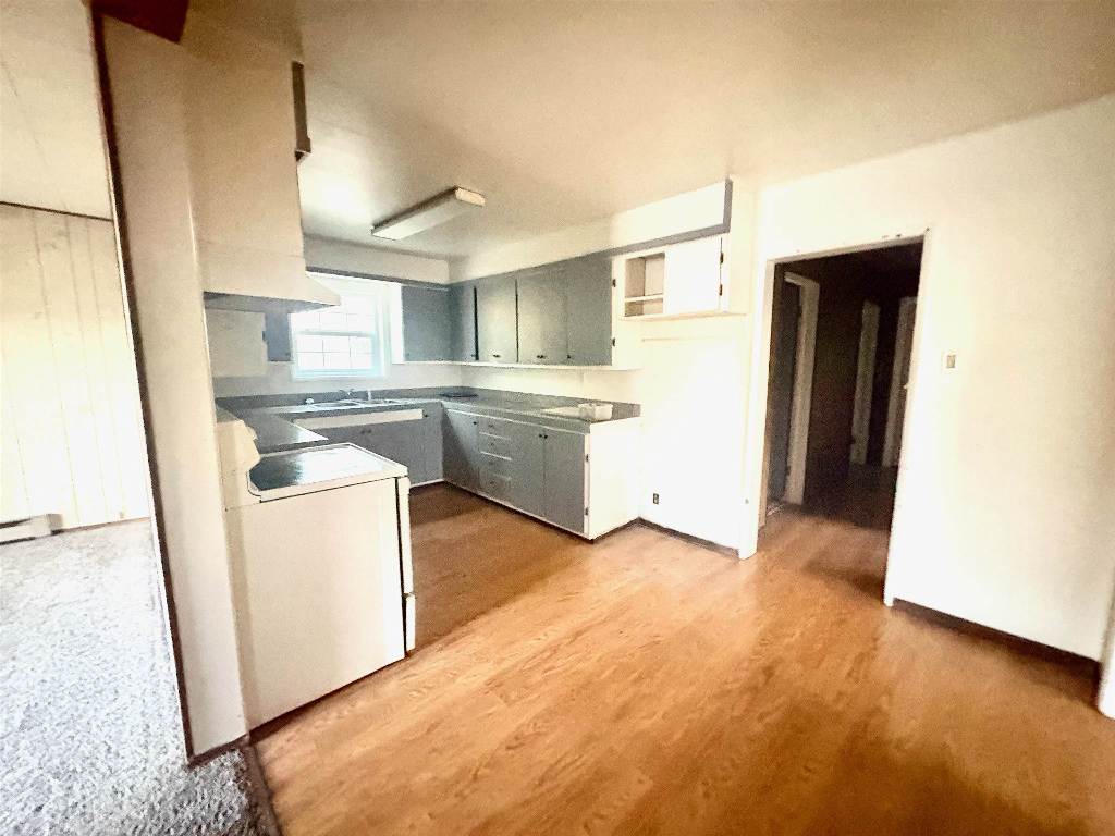 216 College ave