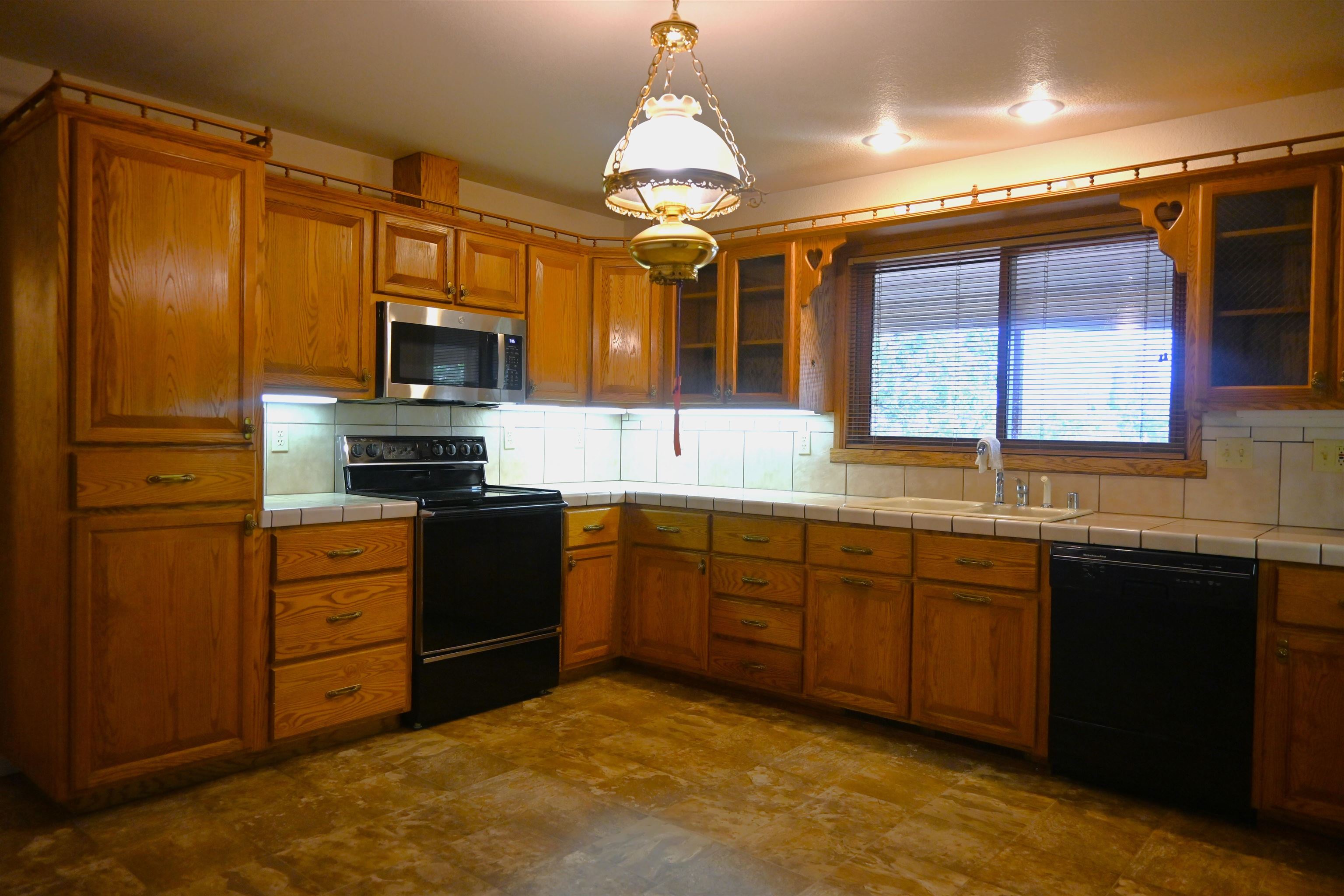 913 Northview Circle