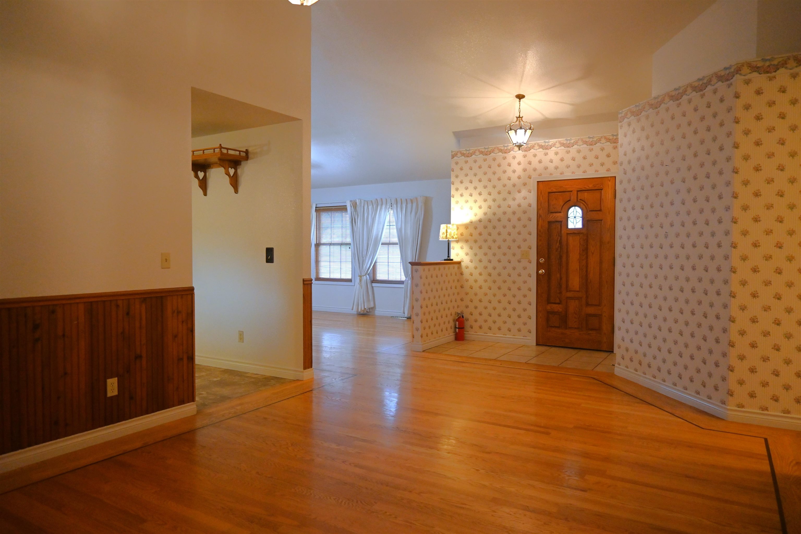 913 Northview Circle