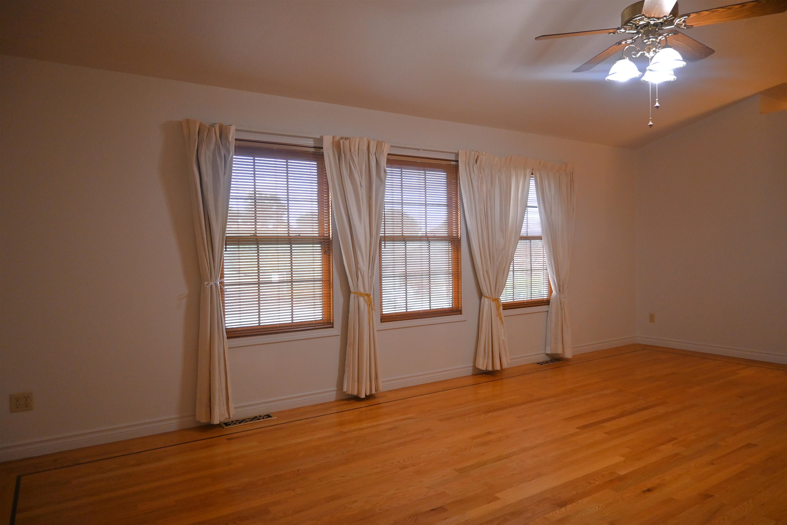 913 Northview Circle