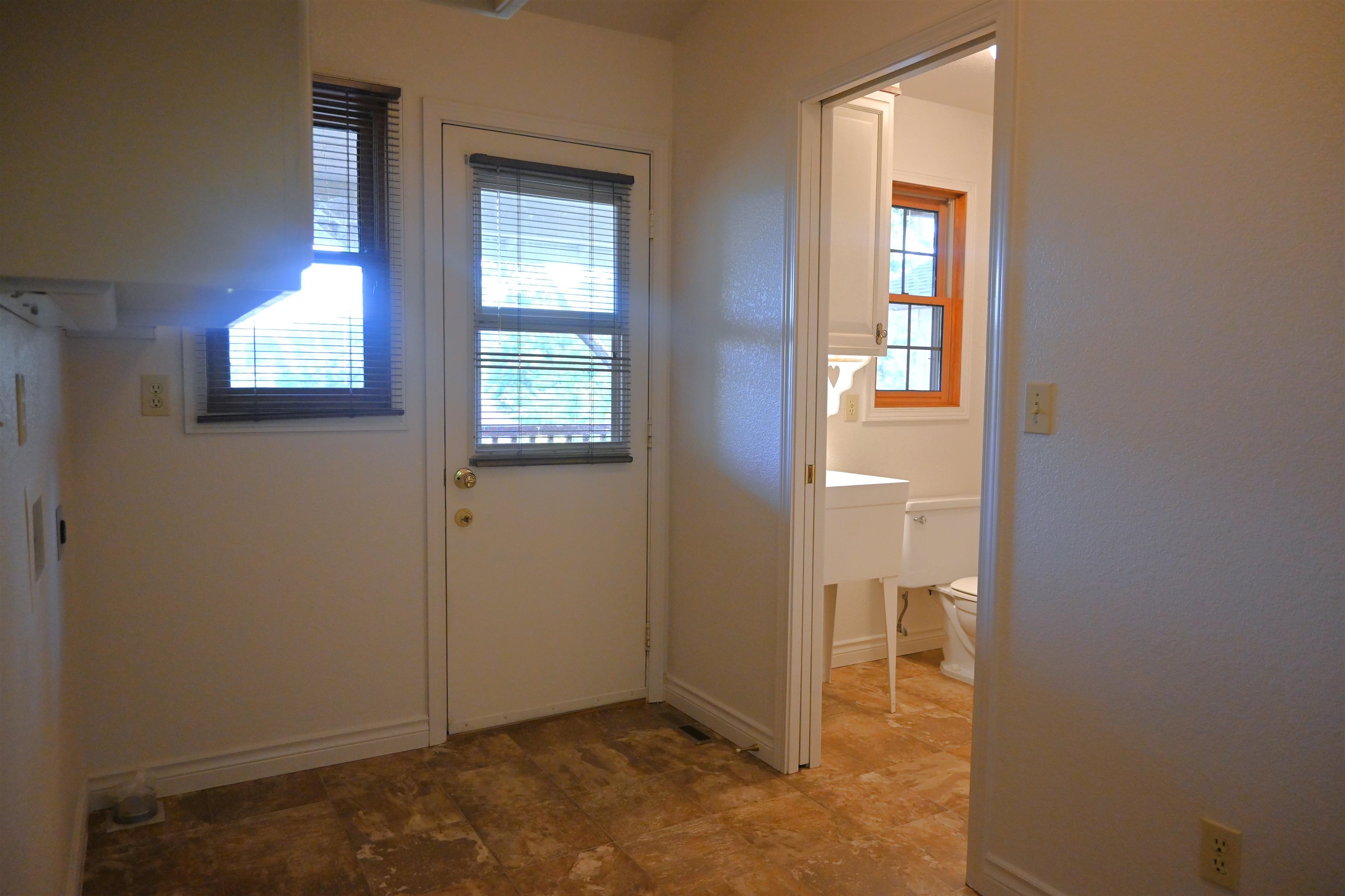 913 Northview Circle