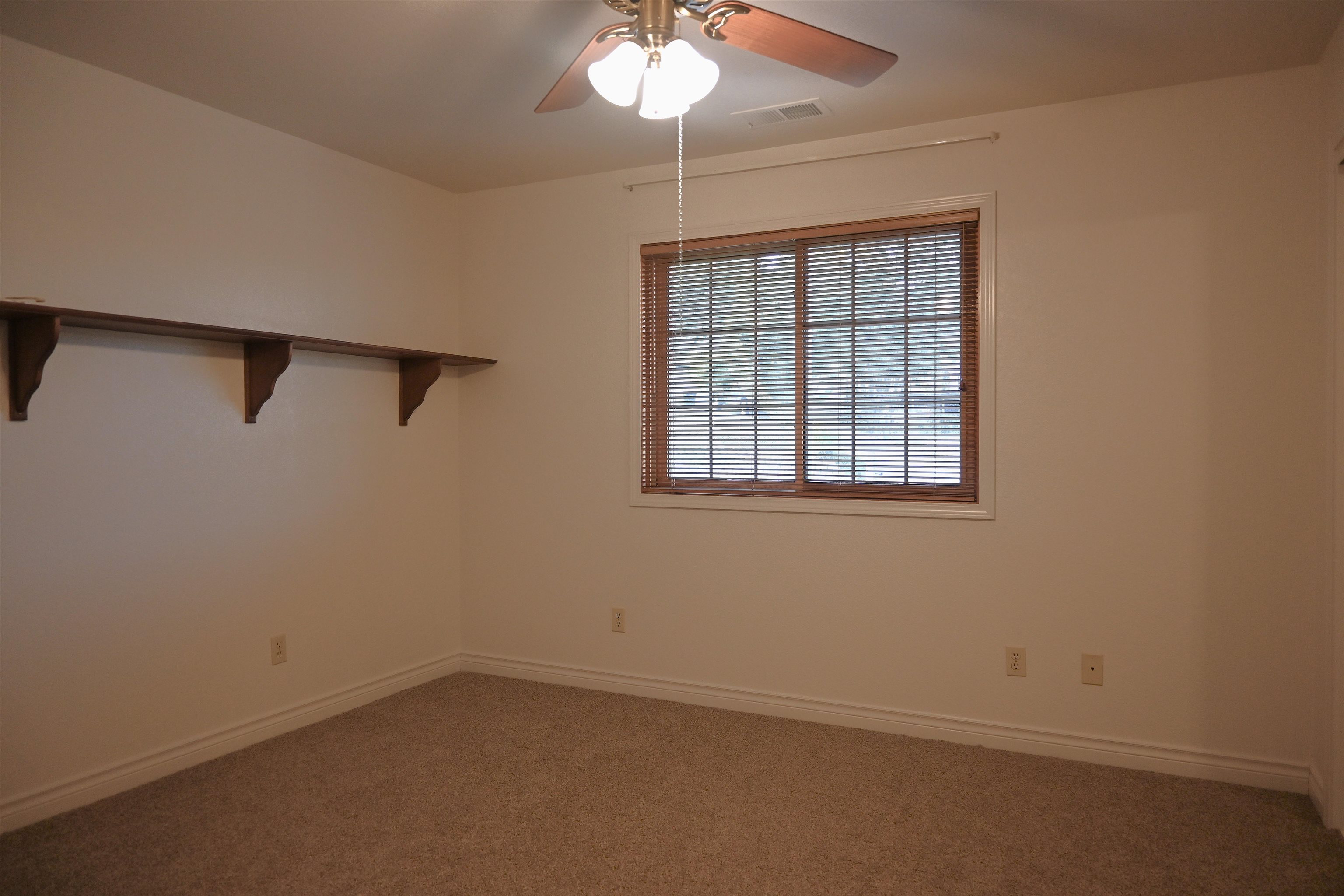 913 Northview Circle