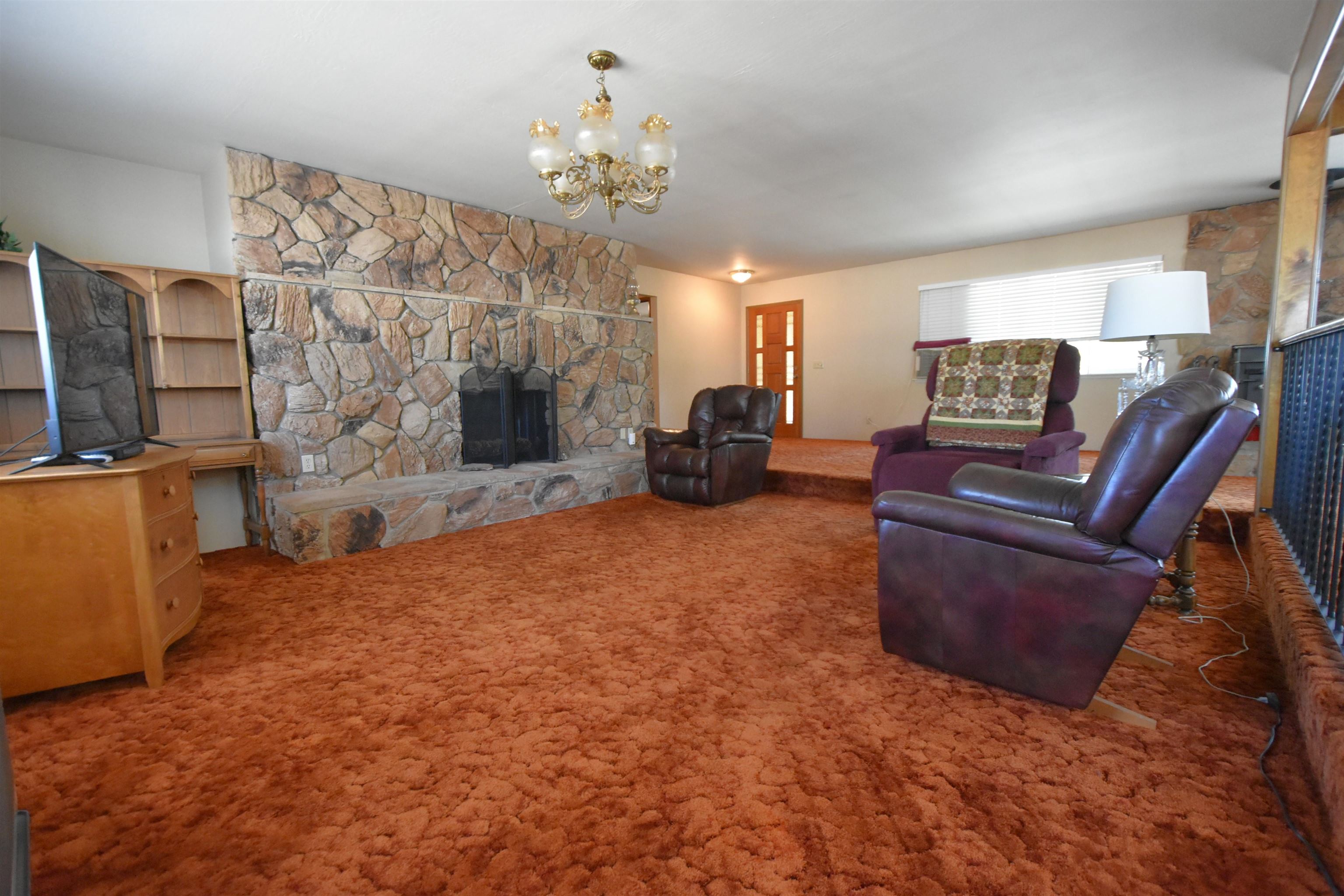 5409 N State Highway 3