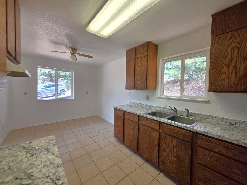 1415 Quail Ave.