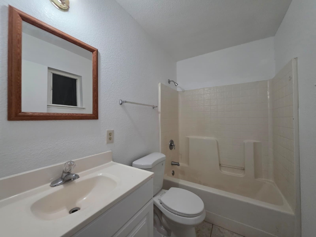 1415 Quail Ave.