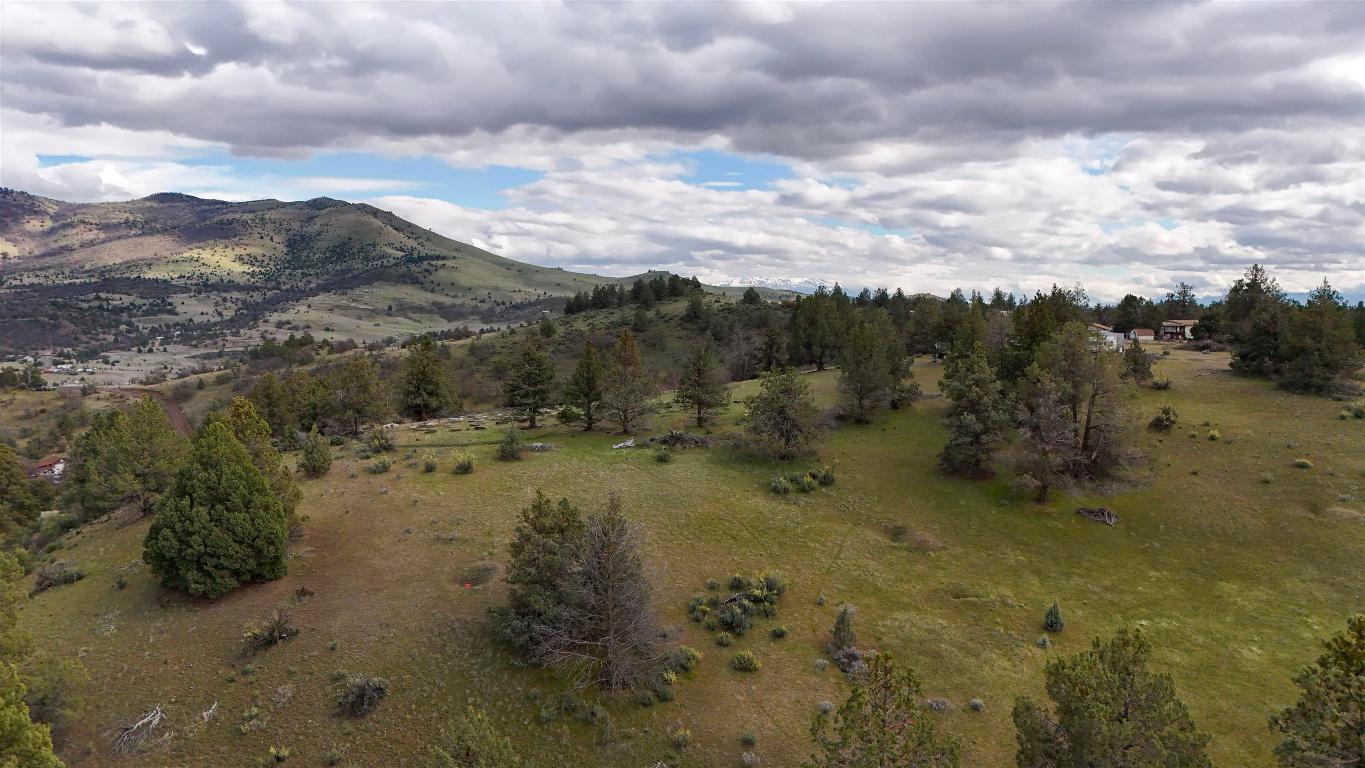 unit 5 Lot 121 Raven Ct.