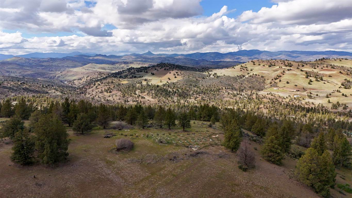 unit 5 Lot 121 Raven Ct.