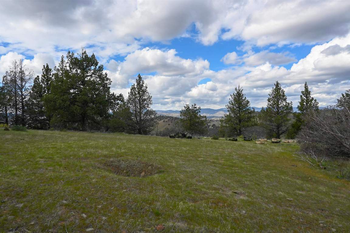 unit 5 Lot 121 Raven Ct.
