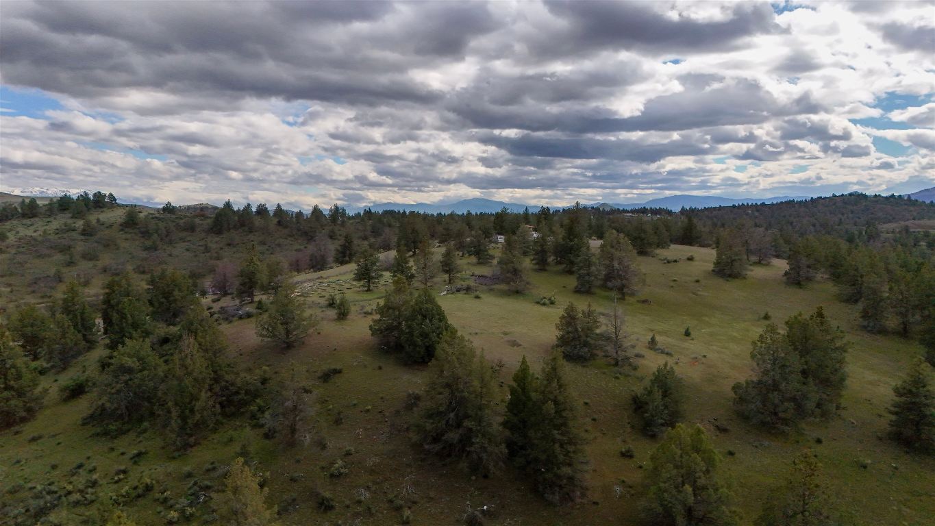 unit 5 Lot 121 Raven Ct.