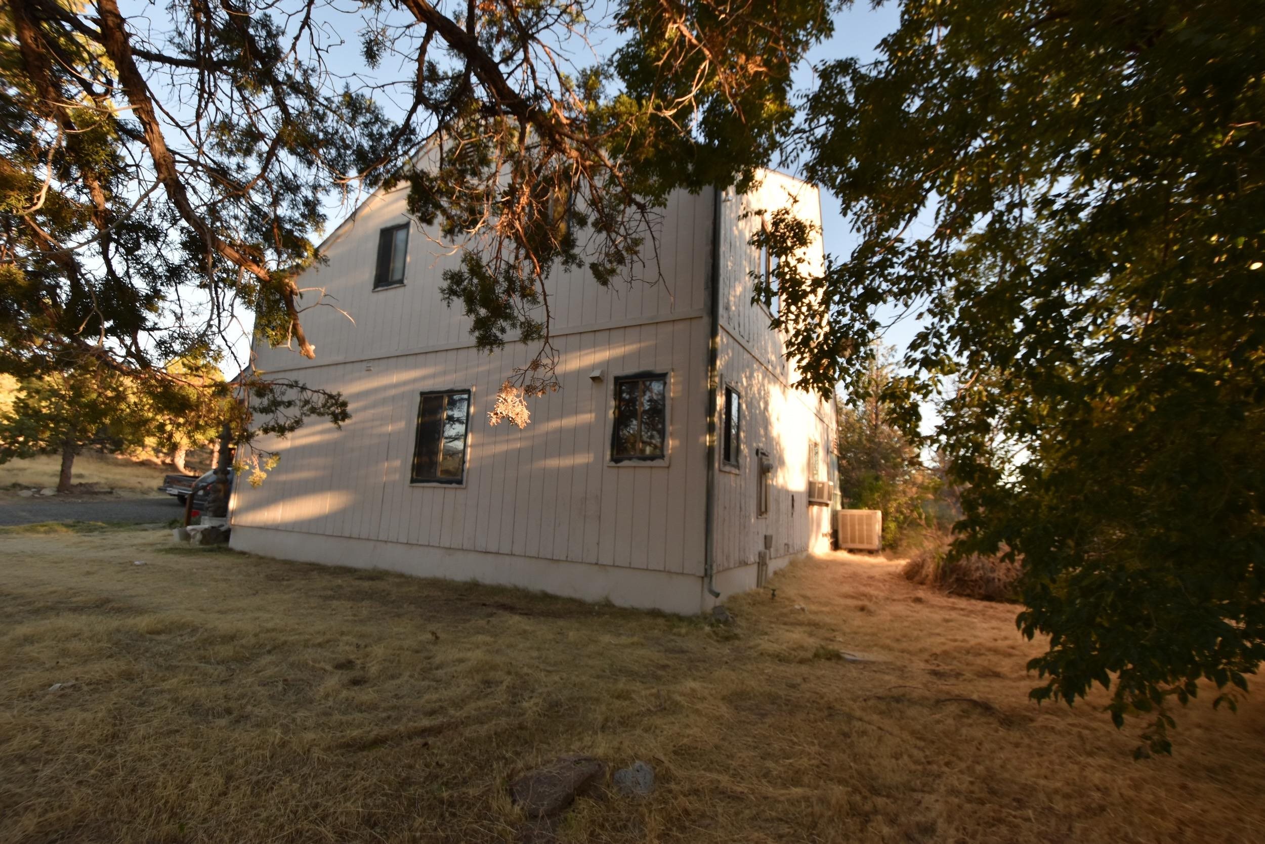 10410 County Highway A - 12