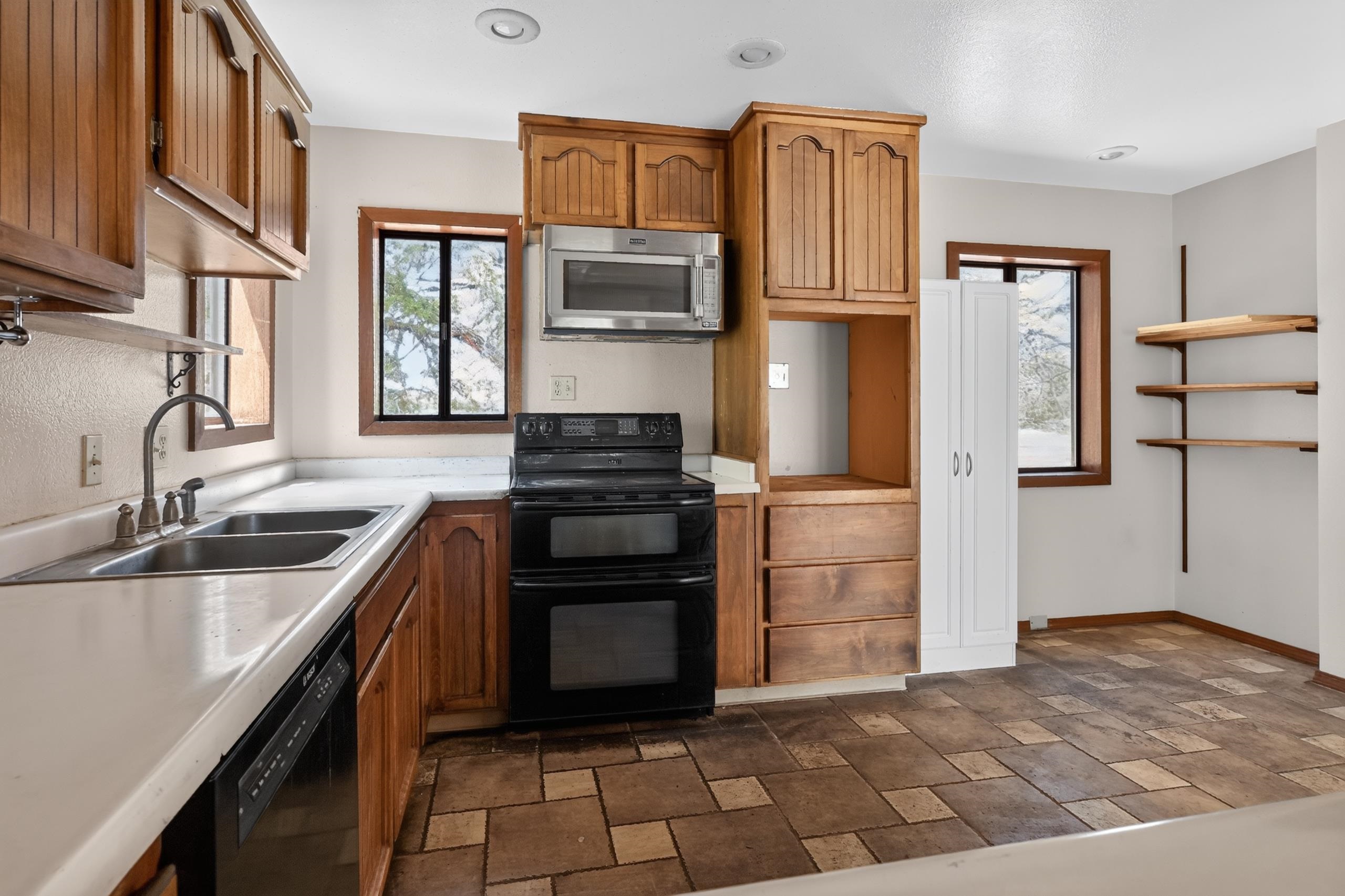 10410 County Highway A - 12