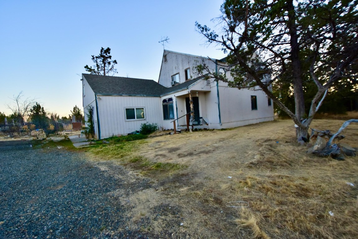 10410 County Highway A - 12