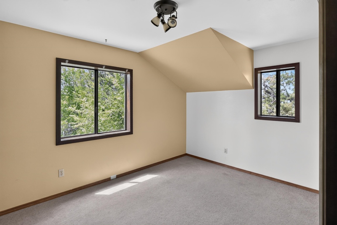 10410 County Highway A - 12