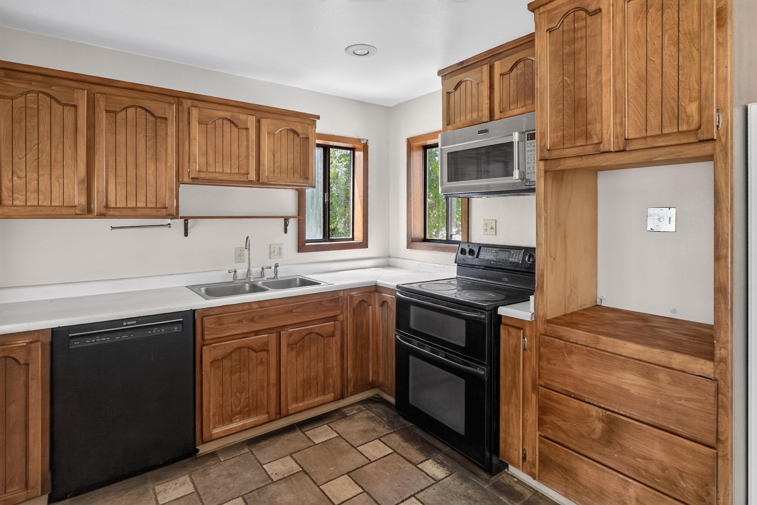 10410 County Highway A - 12