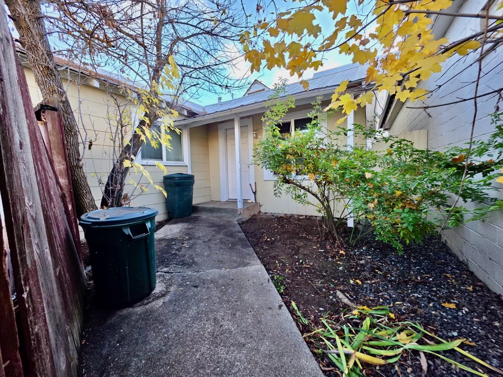 149 /151 Diggles St