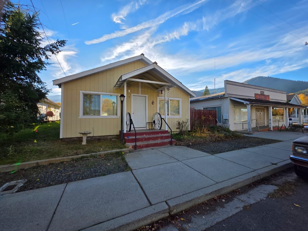 149 &151 Diggles St.