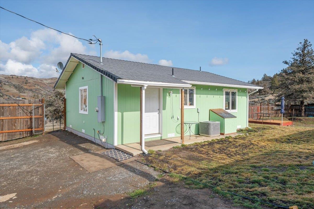 15608 Klamathon Rd.