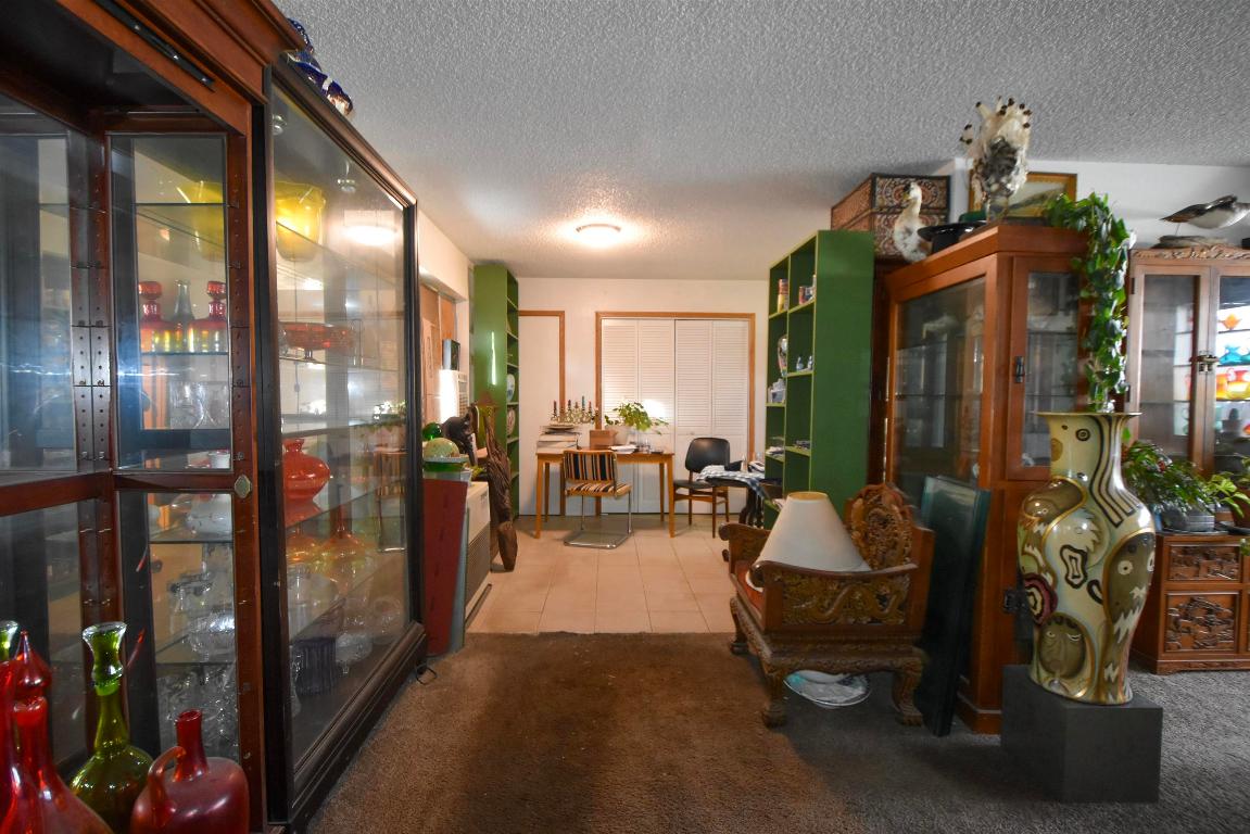 908 W Miner St.