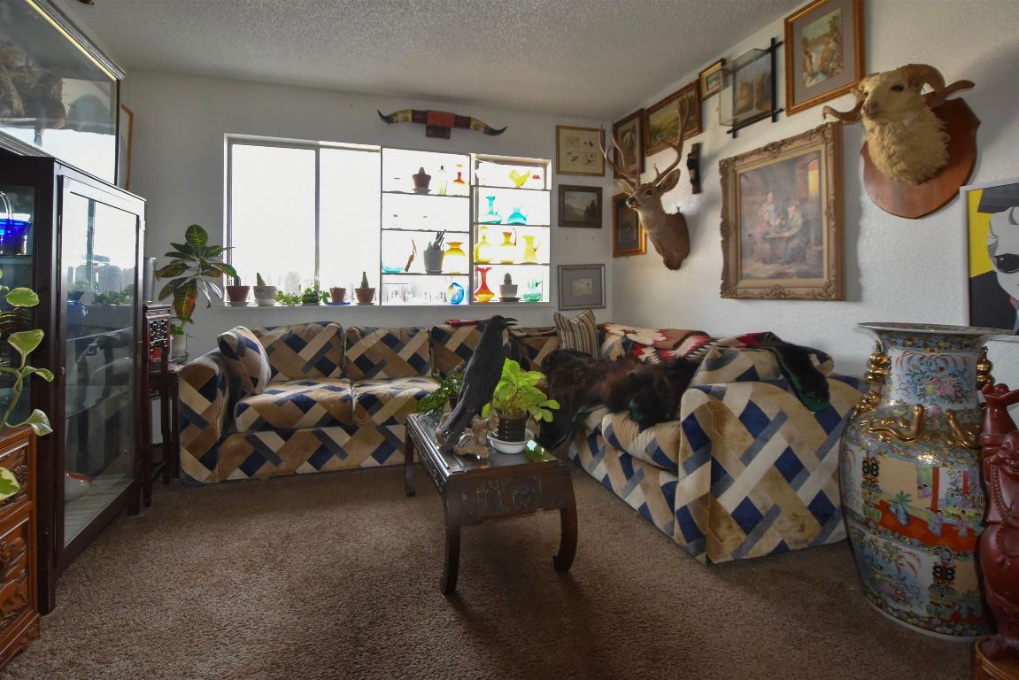 908 W Miner St.