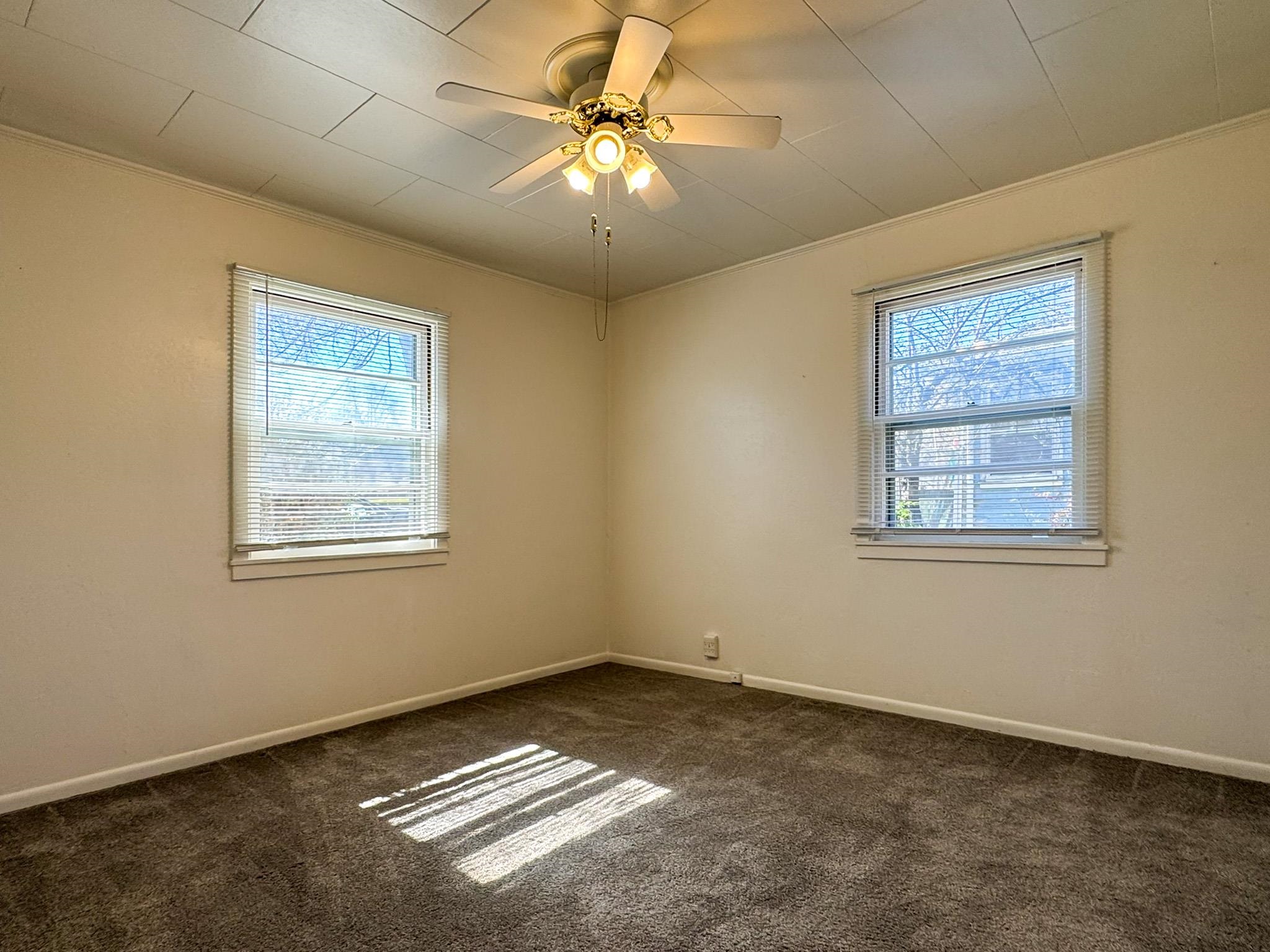 816 Knapp St.