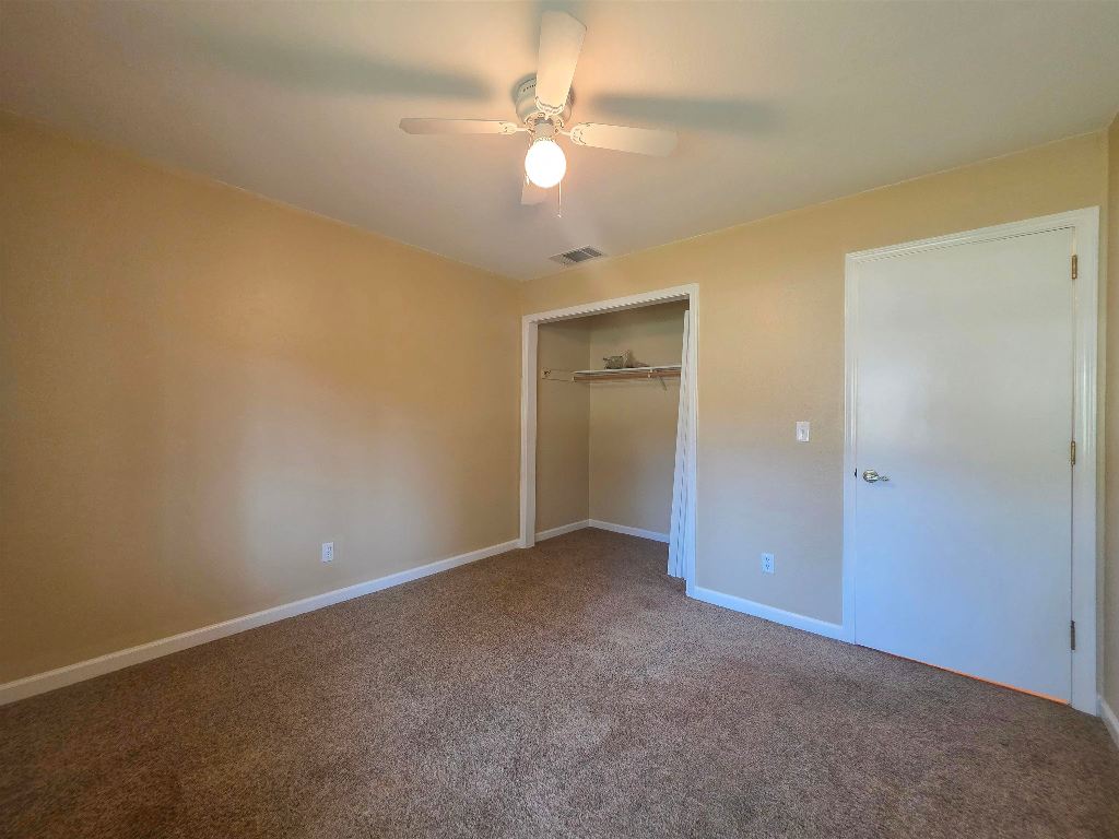 748 Meadowlark Ln.