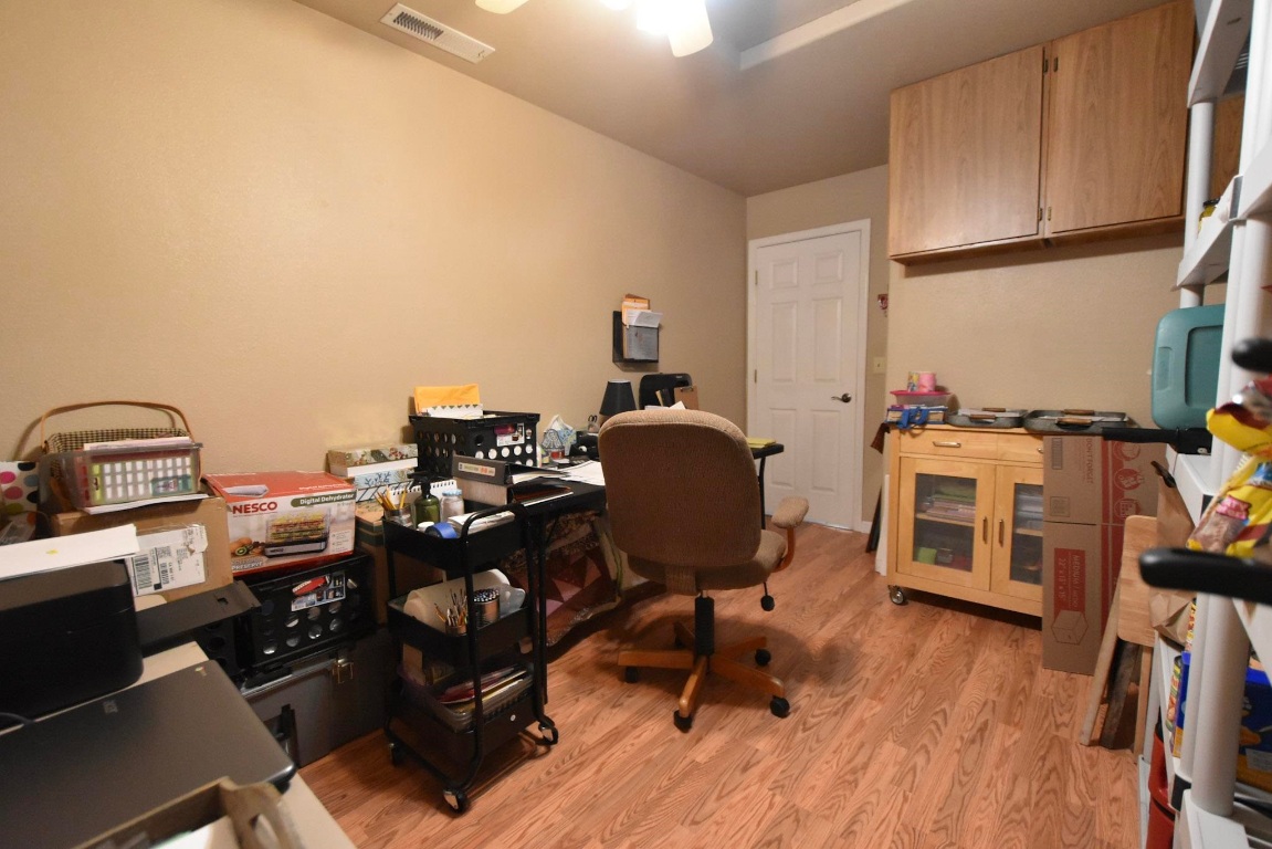 5328 Woodland Dr.