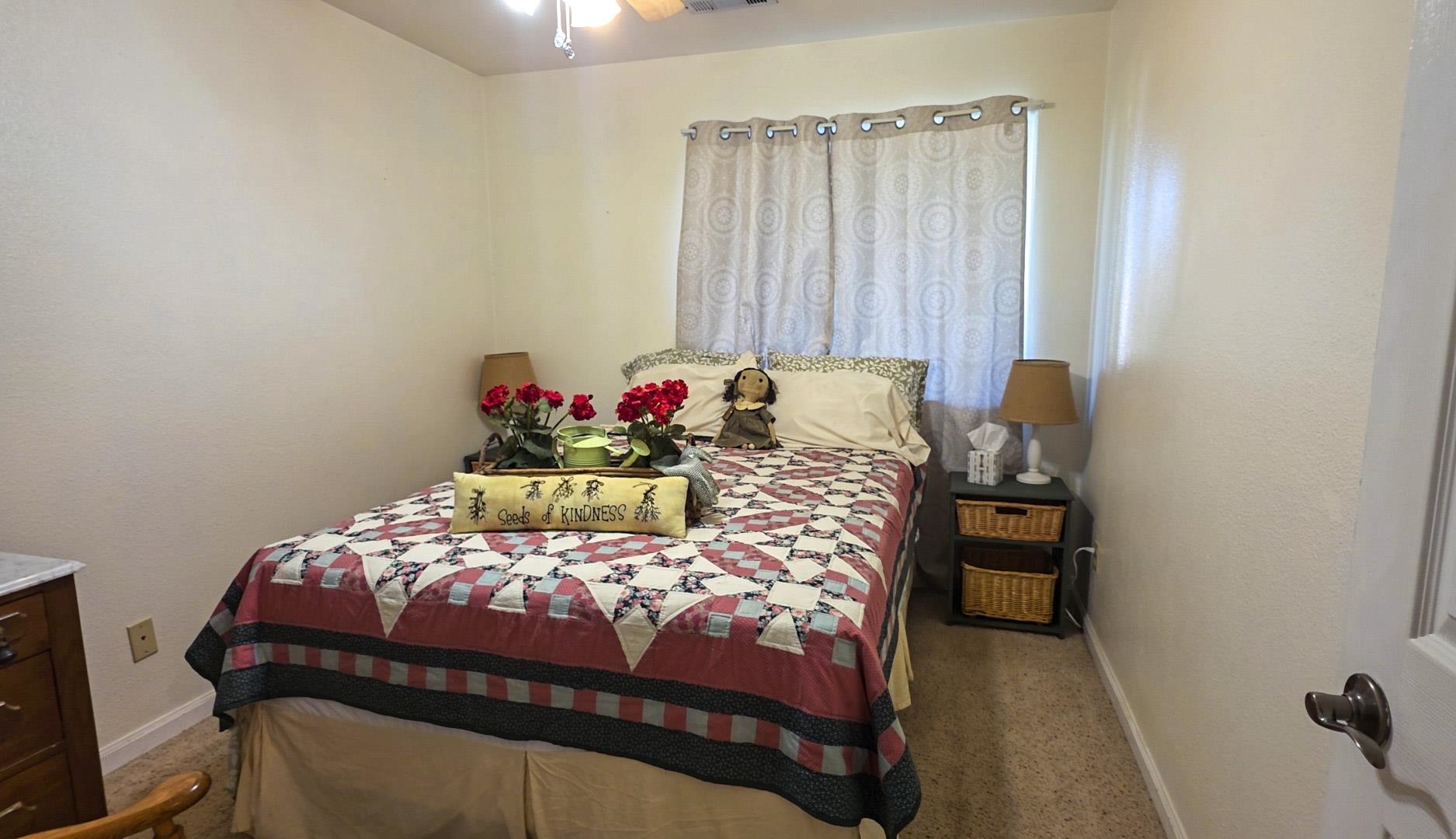 5328 Woodland Dr.