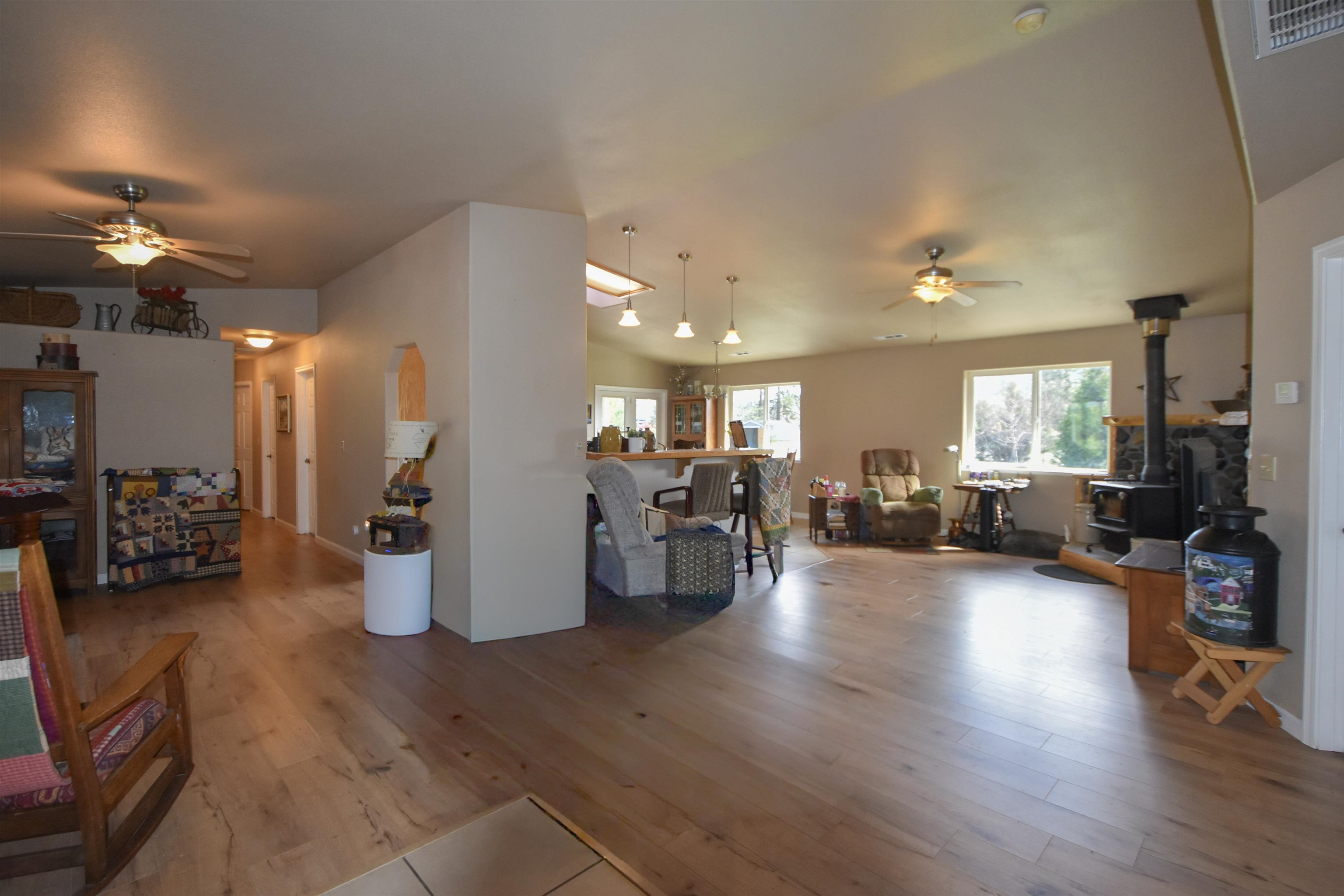 5328 Woodland Dr.