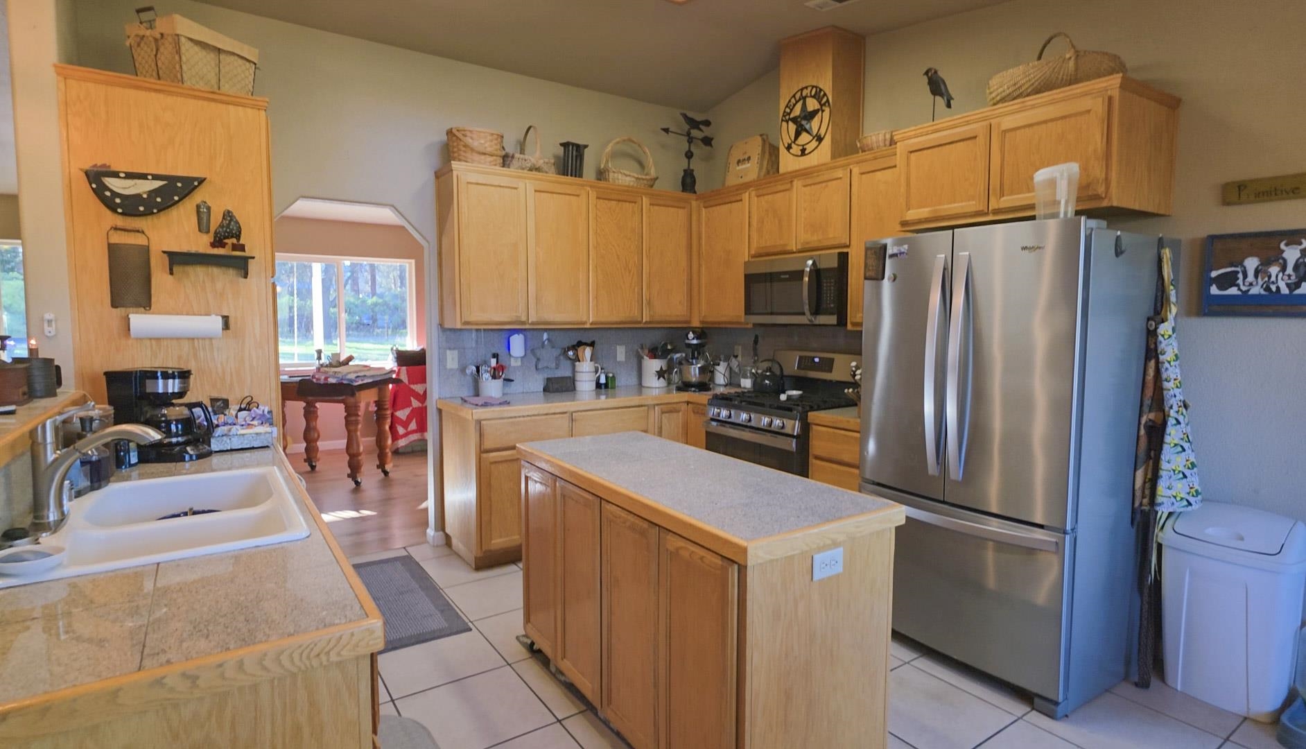 5328 Woodland Dr.